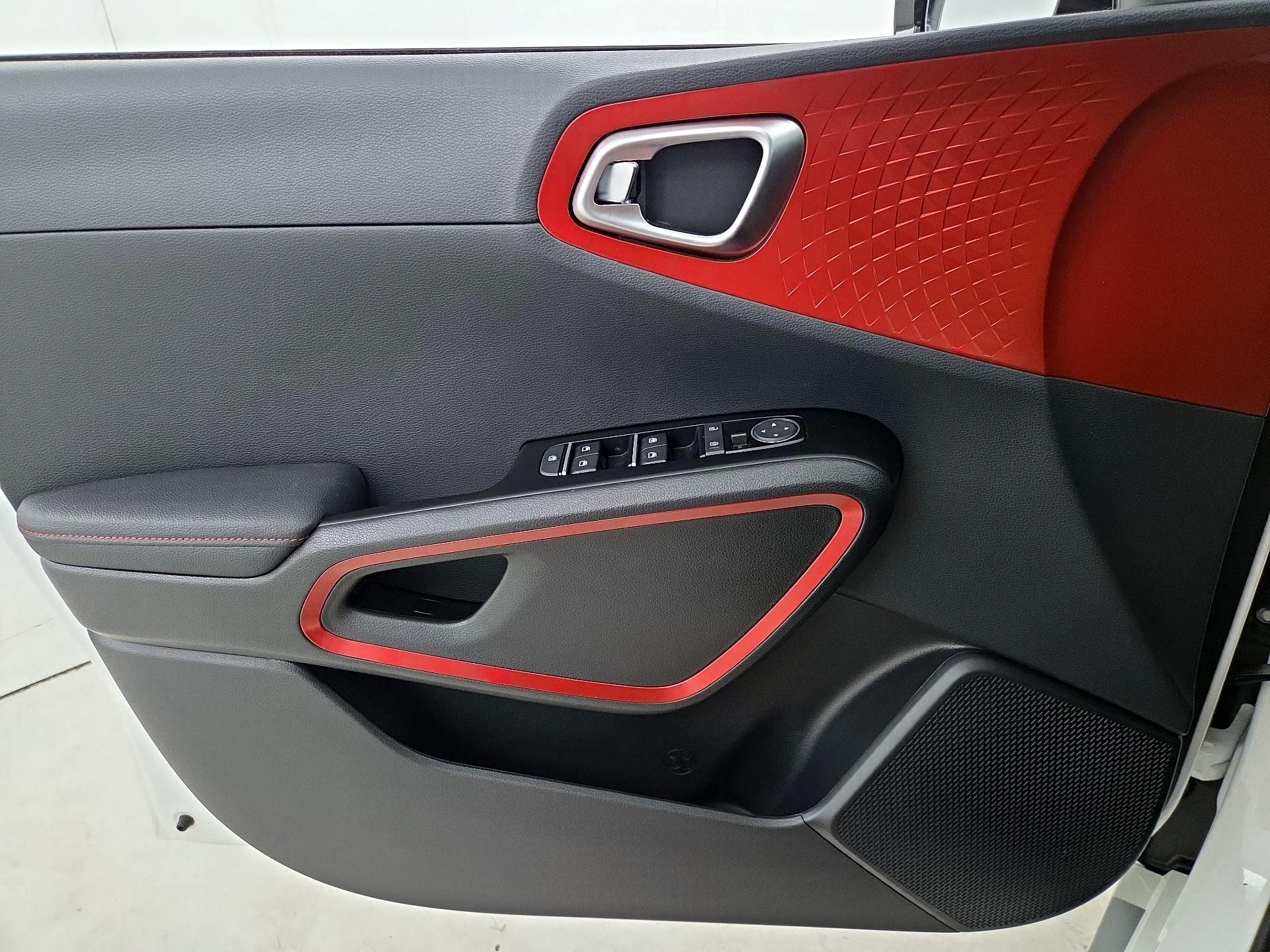 Thumbnail: 2025 Kia Soul - 12