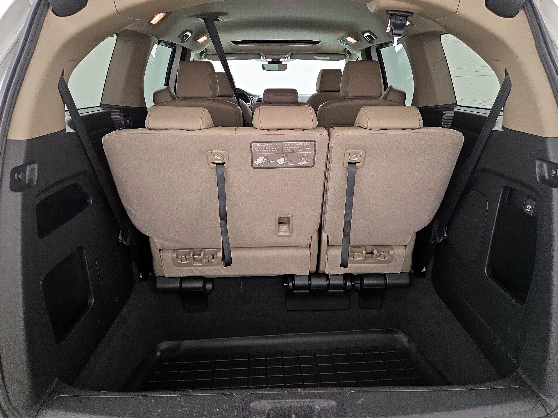 Thumbnail: 2021 Honda Odyssey - 20