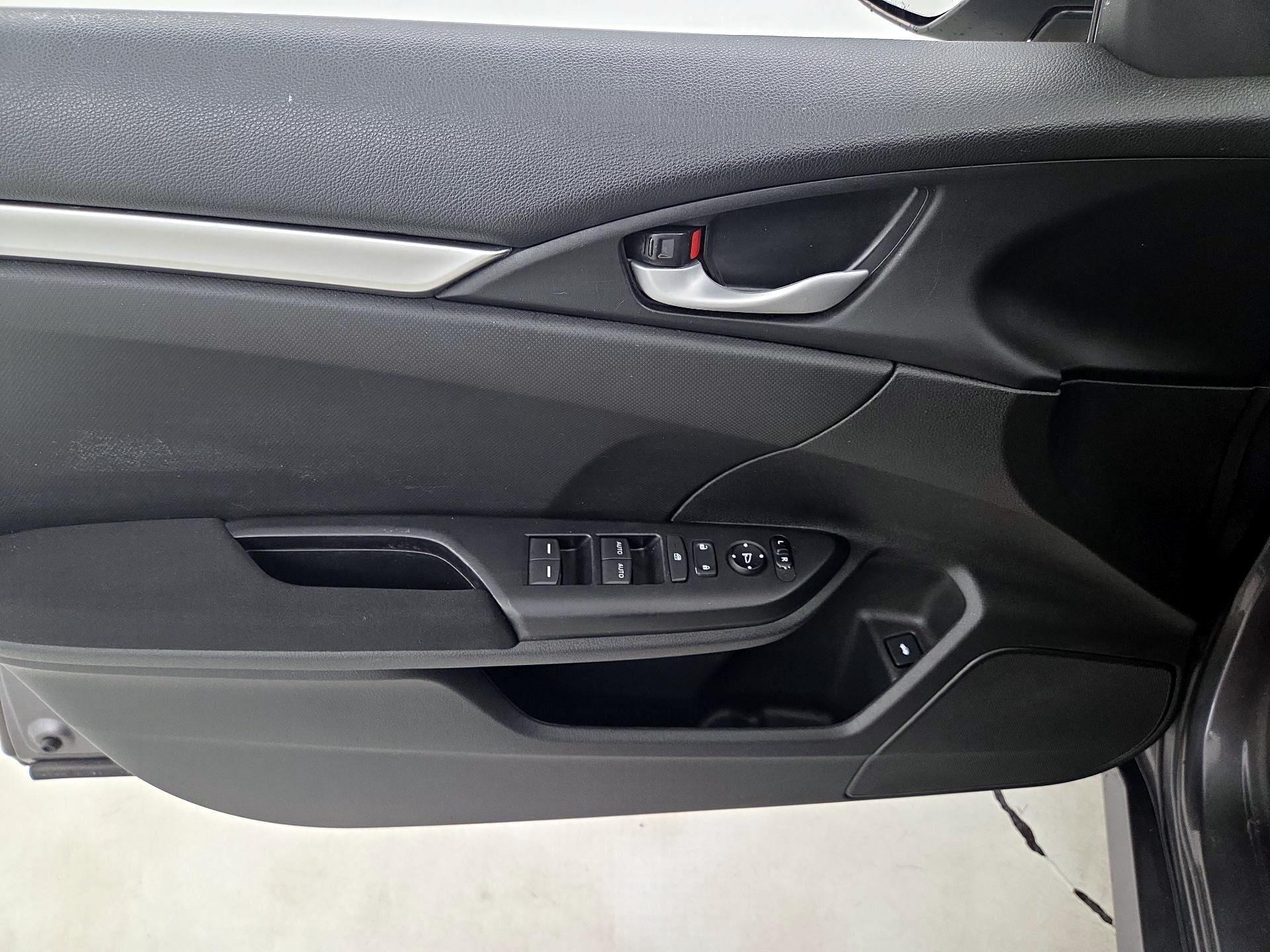 Thumbnail: 2019 Honda Civic - 12