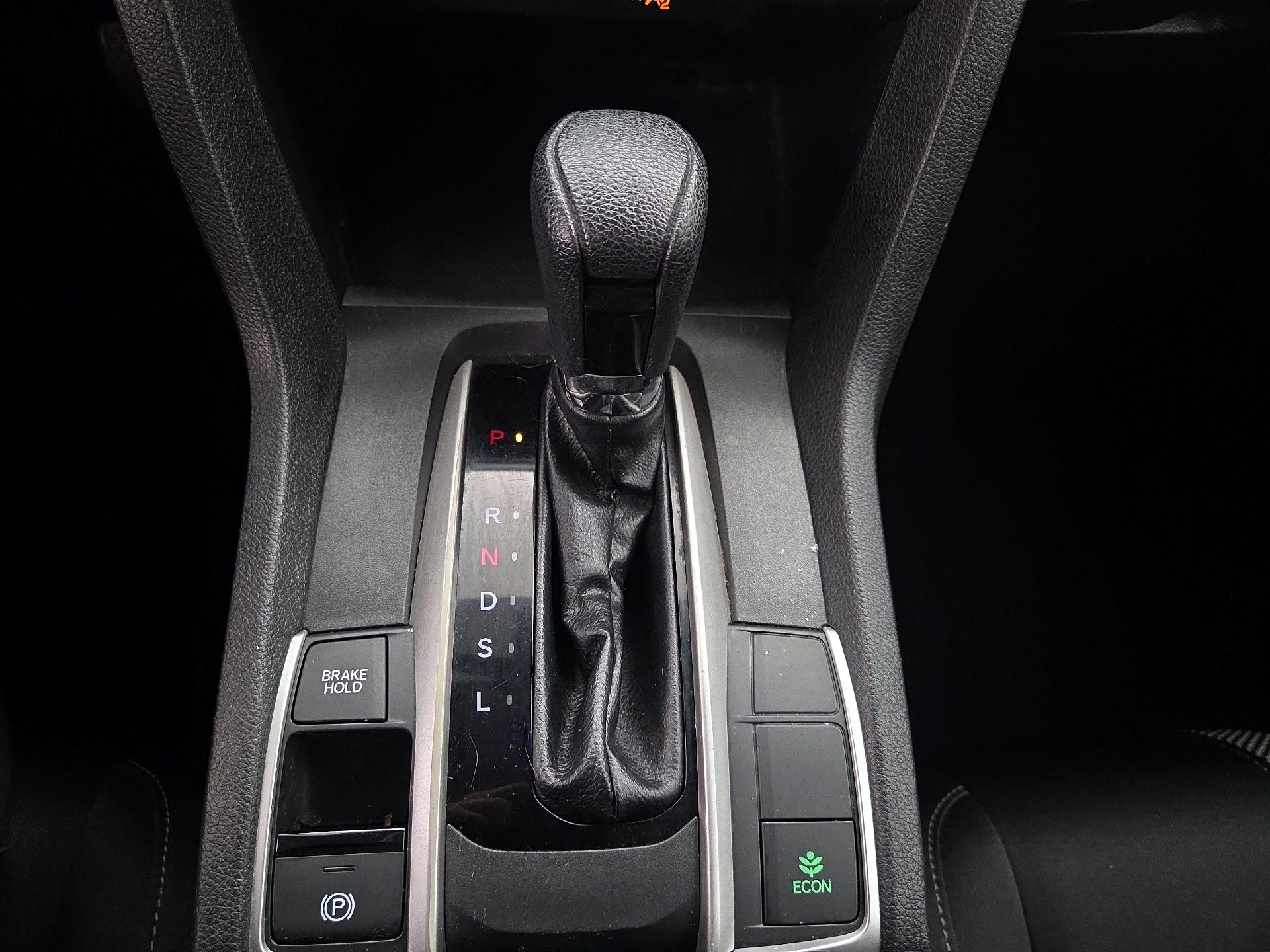 Thumbnail: 2019 Honda Civic - 17