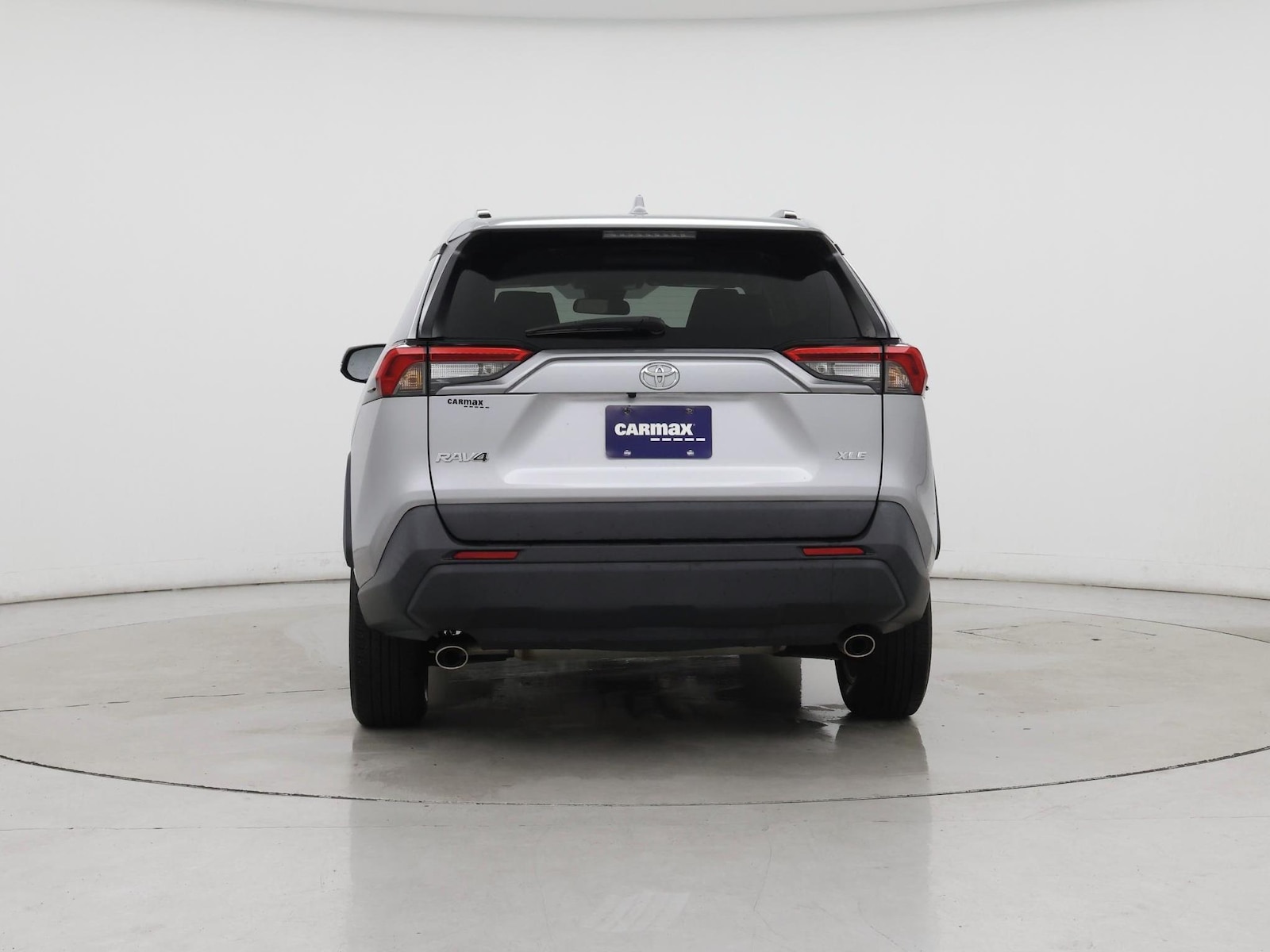 2022 Toyota RAV4 XLE - Photo 7