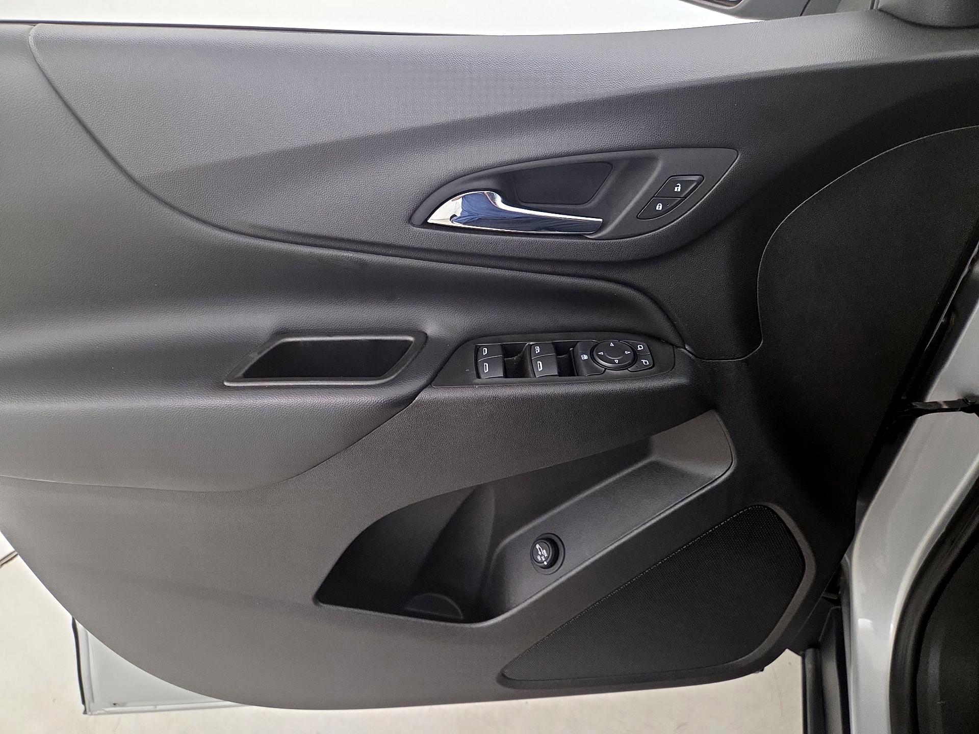 Thumbnail: 2020 Chevrolet Equinox - 12