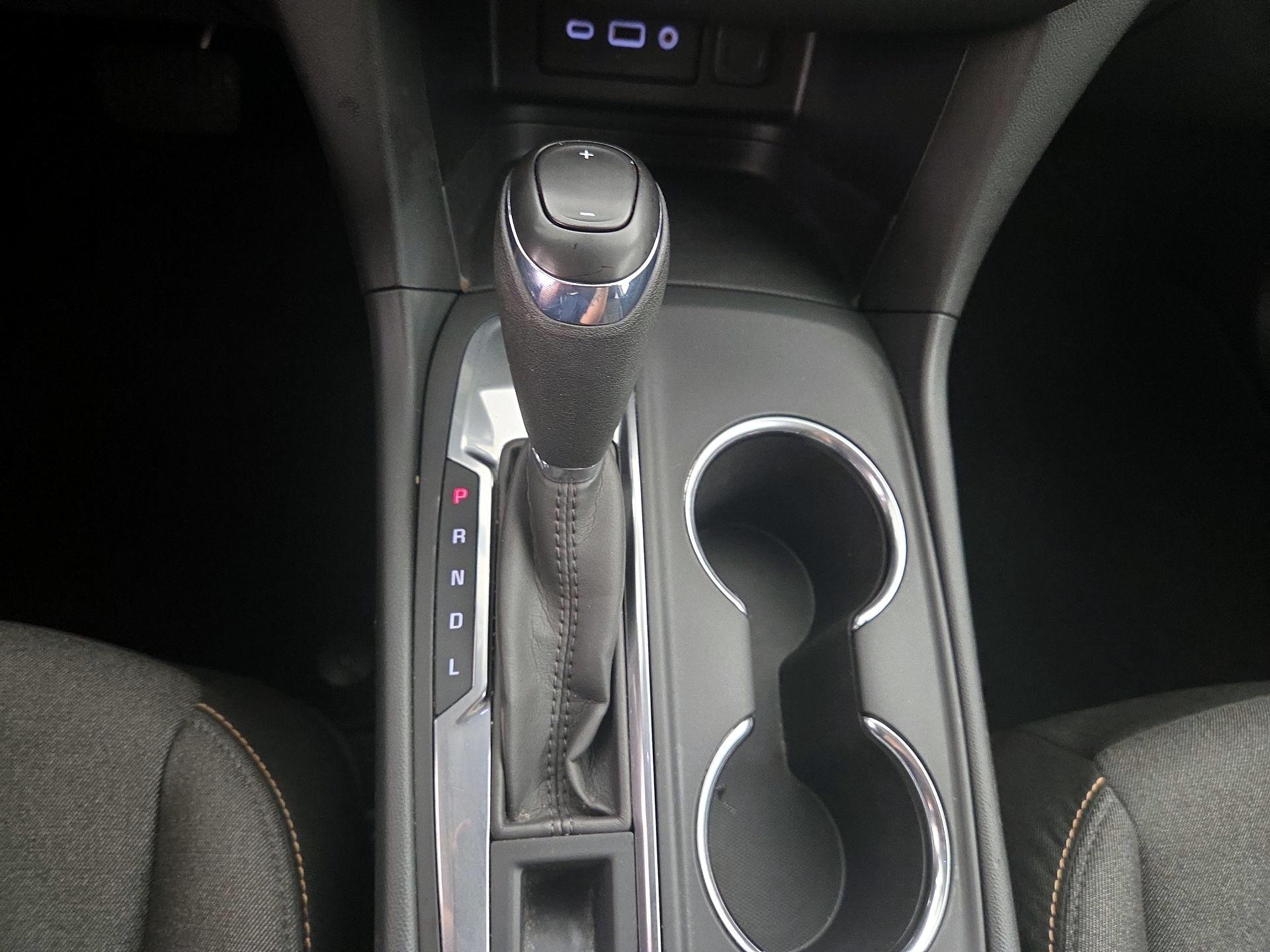 Thumbnail: 2020 Chevrolet Equinox - 17