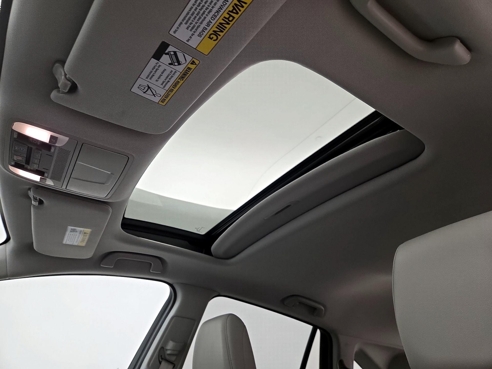 Sunroof(s) & Overhead Airbags