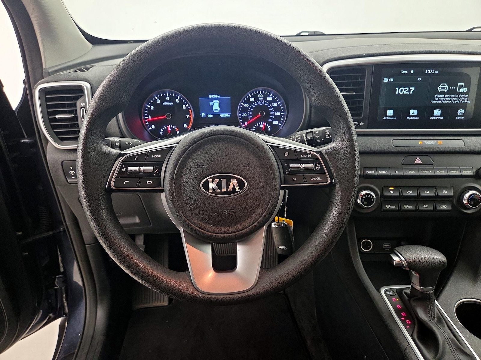 2020 Kia Sportage LX - Photo 11