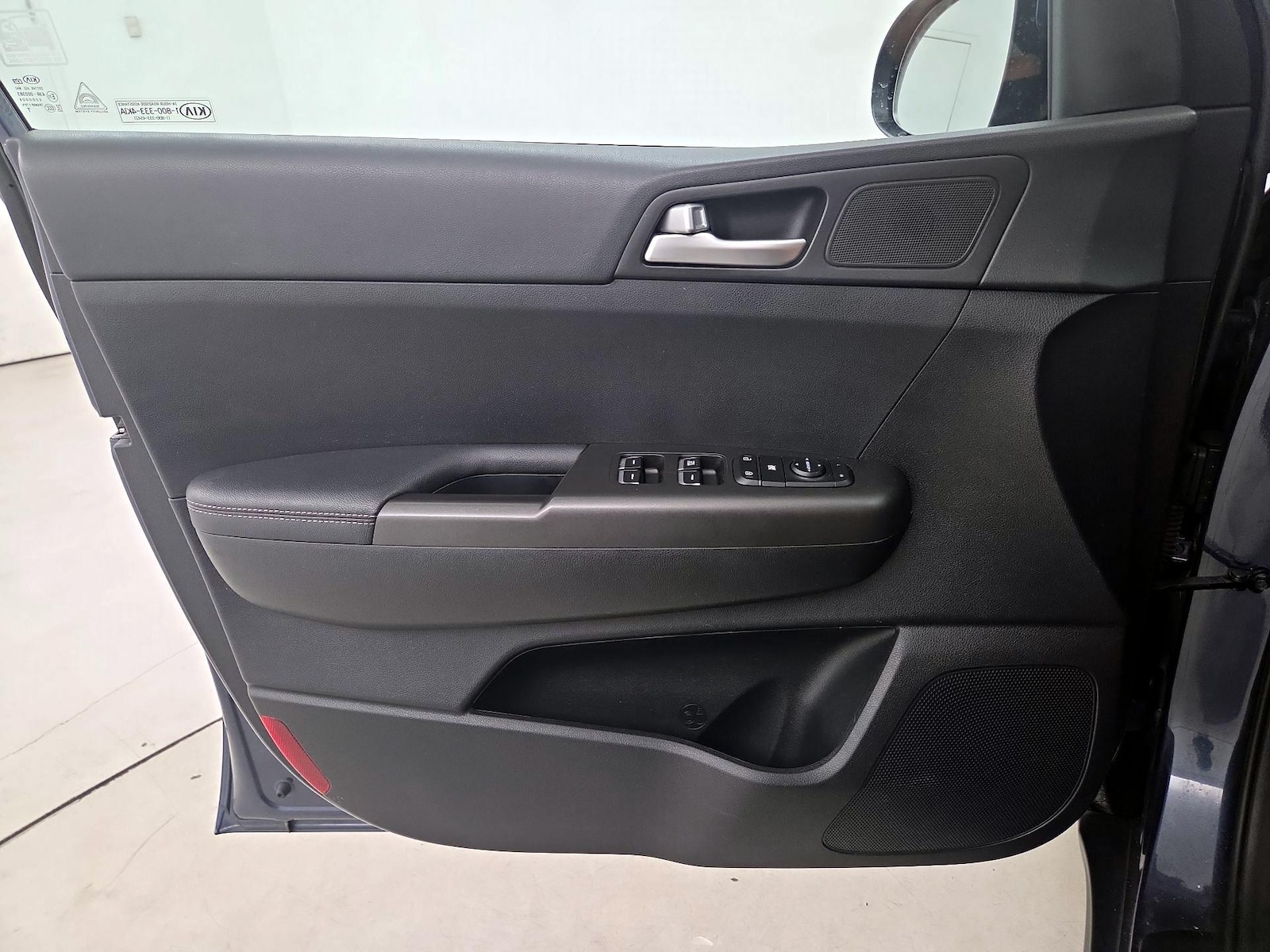 2020 Kia Sportage LX - Photo 13