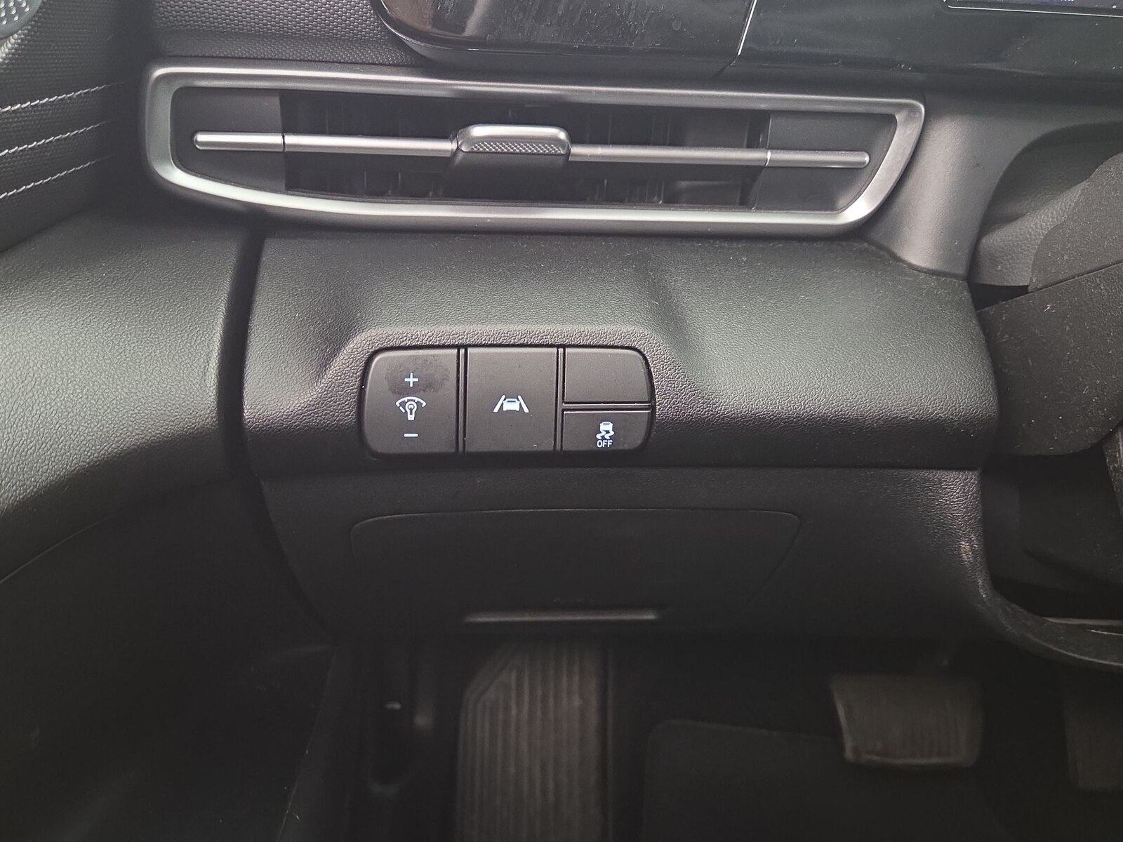 2021 Hyundai Elantra SEL - Photo 14