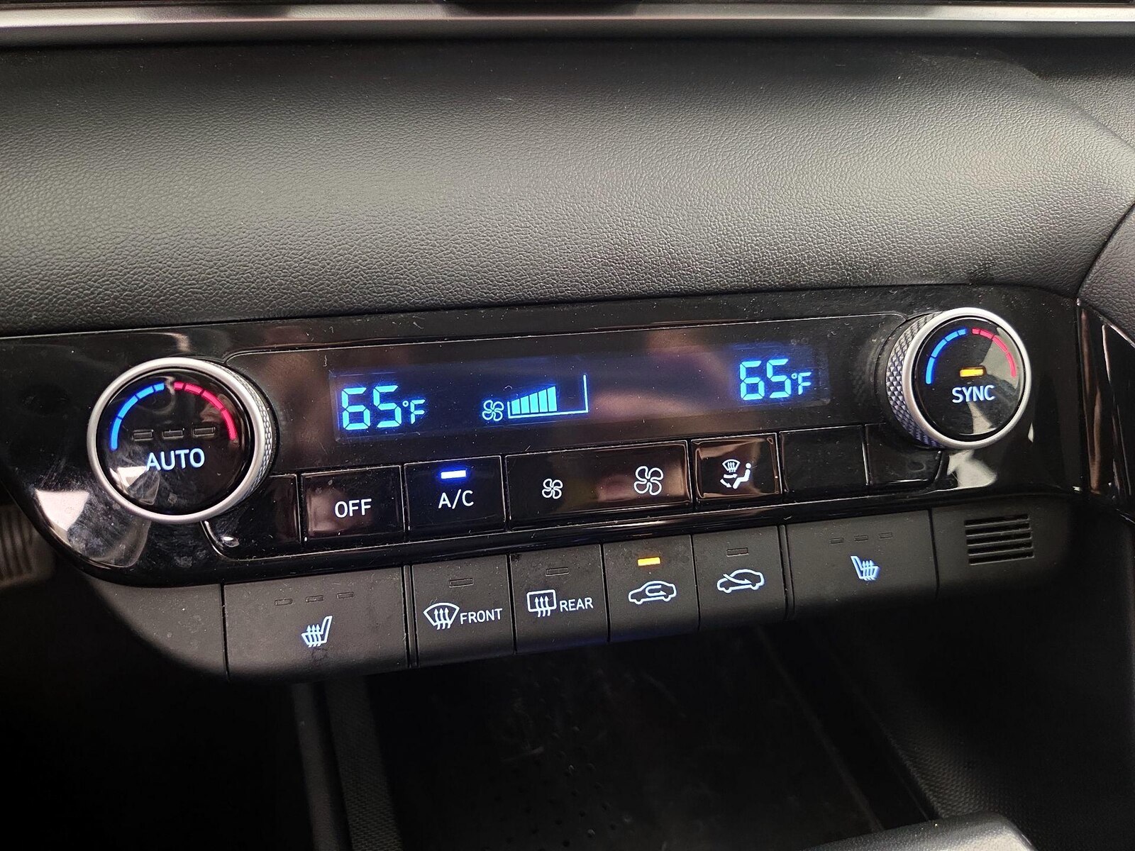 2021 Hyundai Elantra SEL - Photo 17