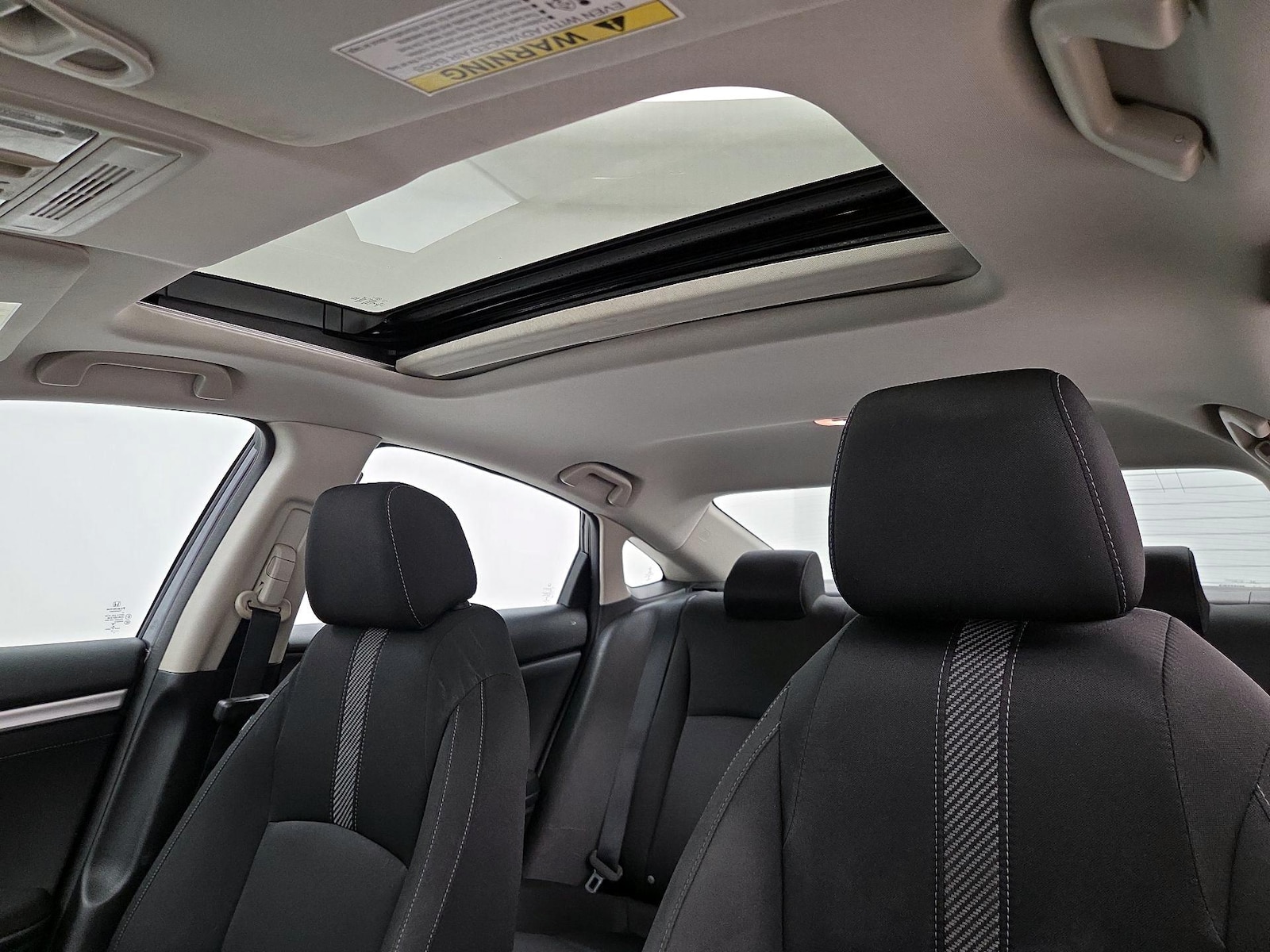 Sunroof(s) & Overhead Airbags