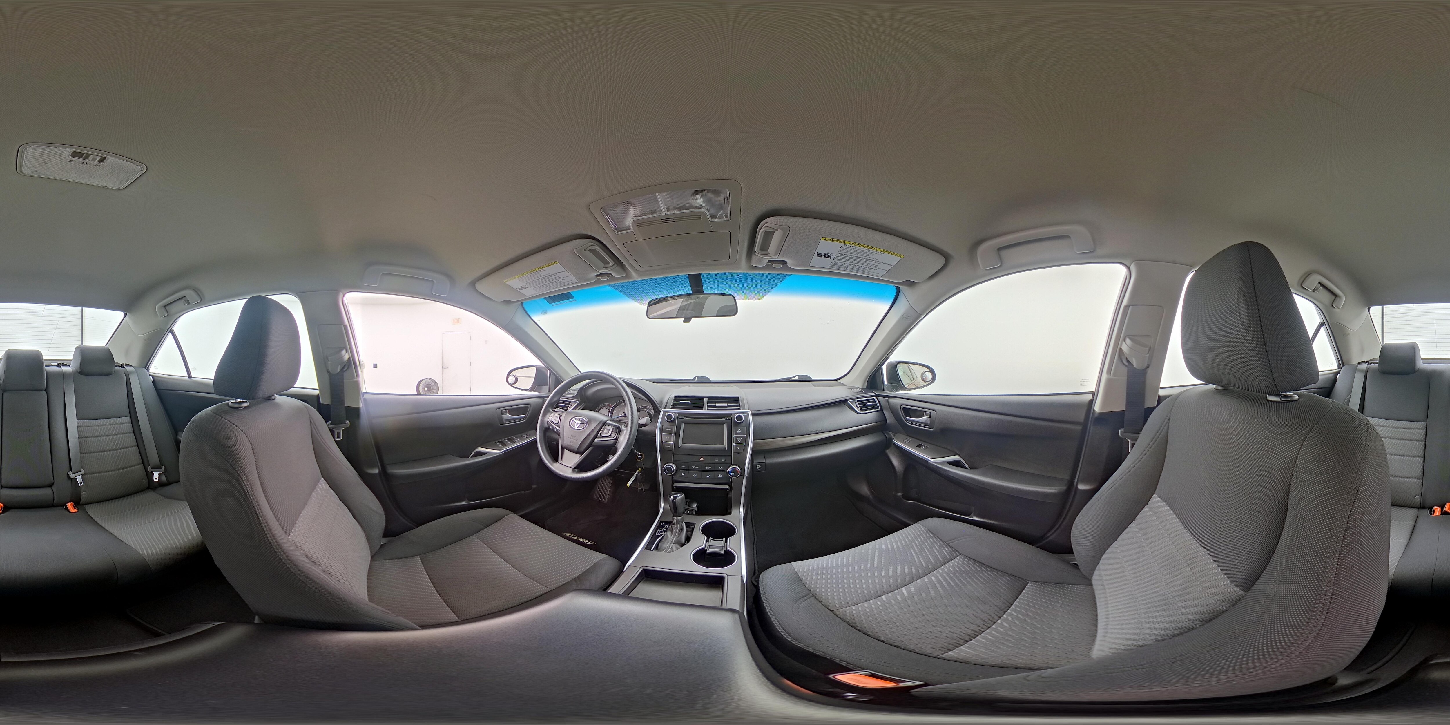 2015 Toyota Camry LE - Photo 24