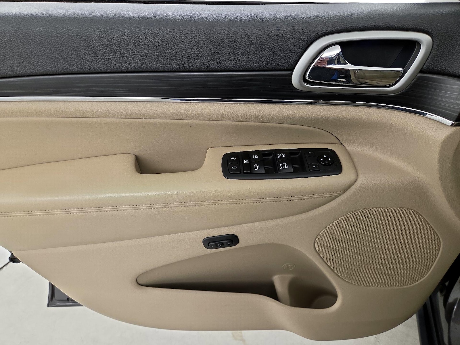 2020 Jeep Grand Cherokee Limited - Photo 13