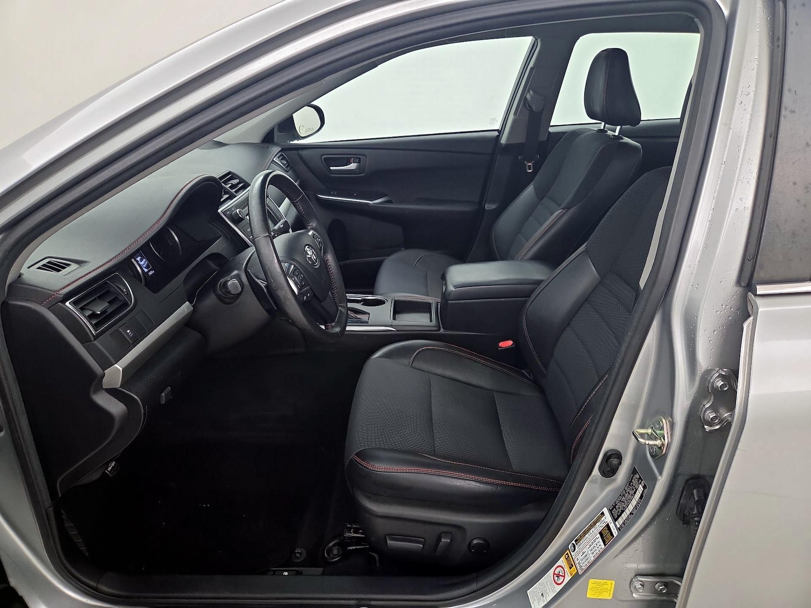 Power Seat(s) & Side Airbags