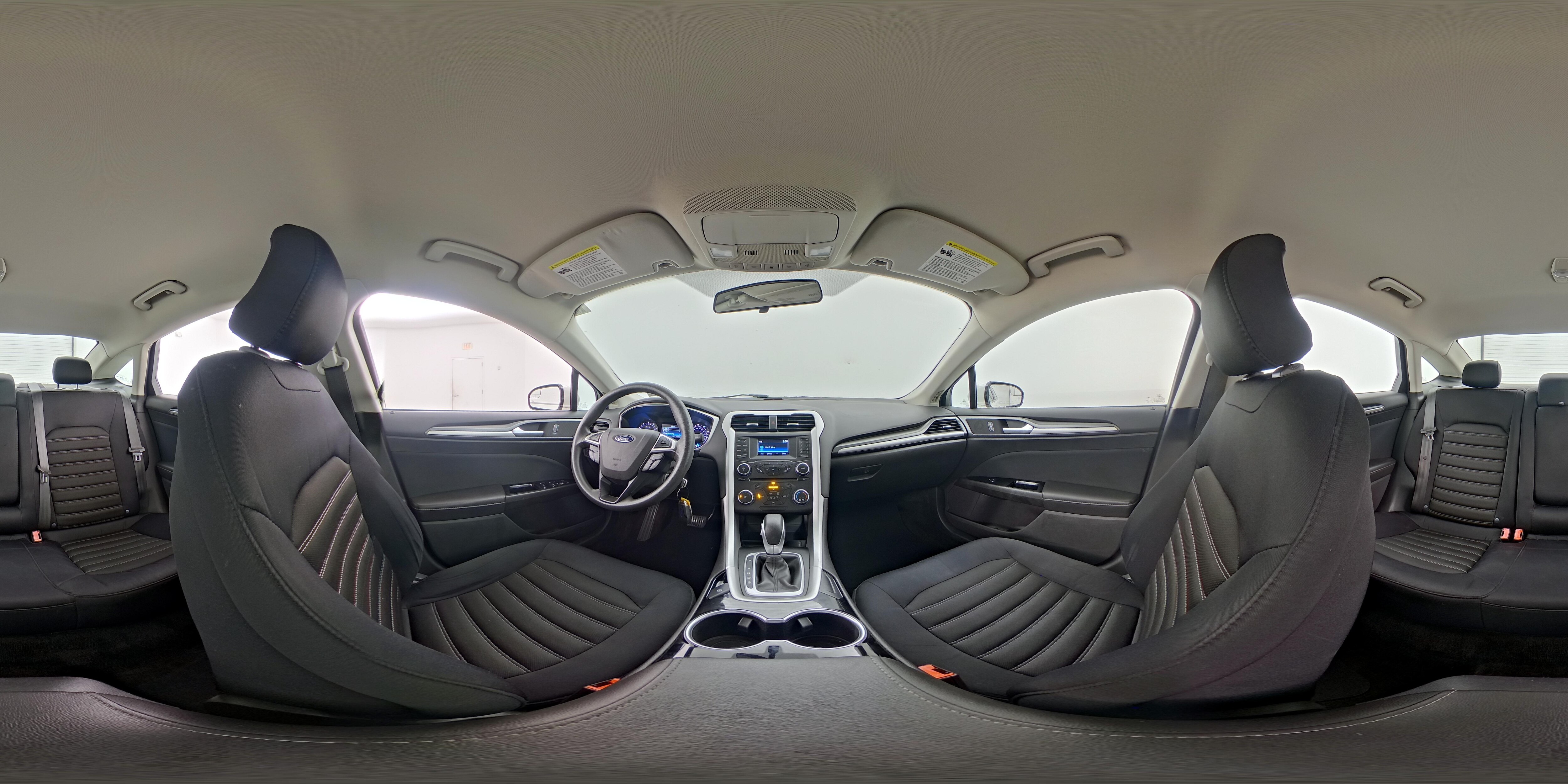 2015 Ford Fusion SE - Photo 24