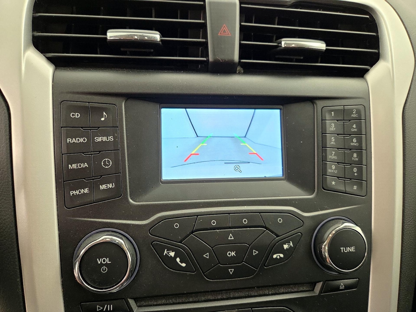 2015 Ford Fusion SE - Photo 15