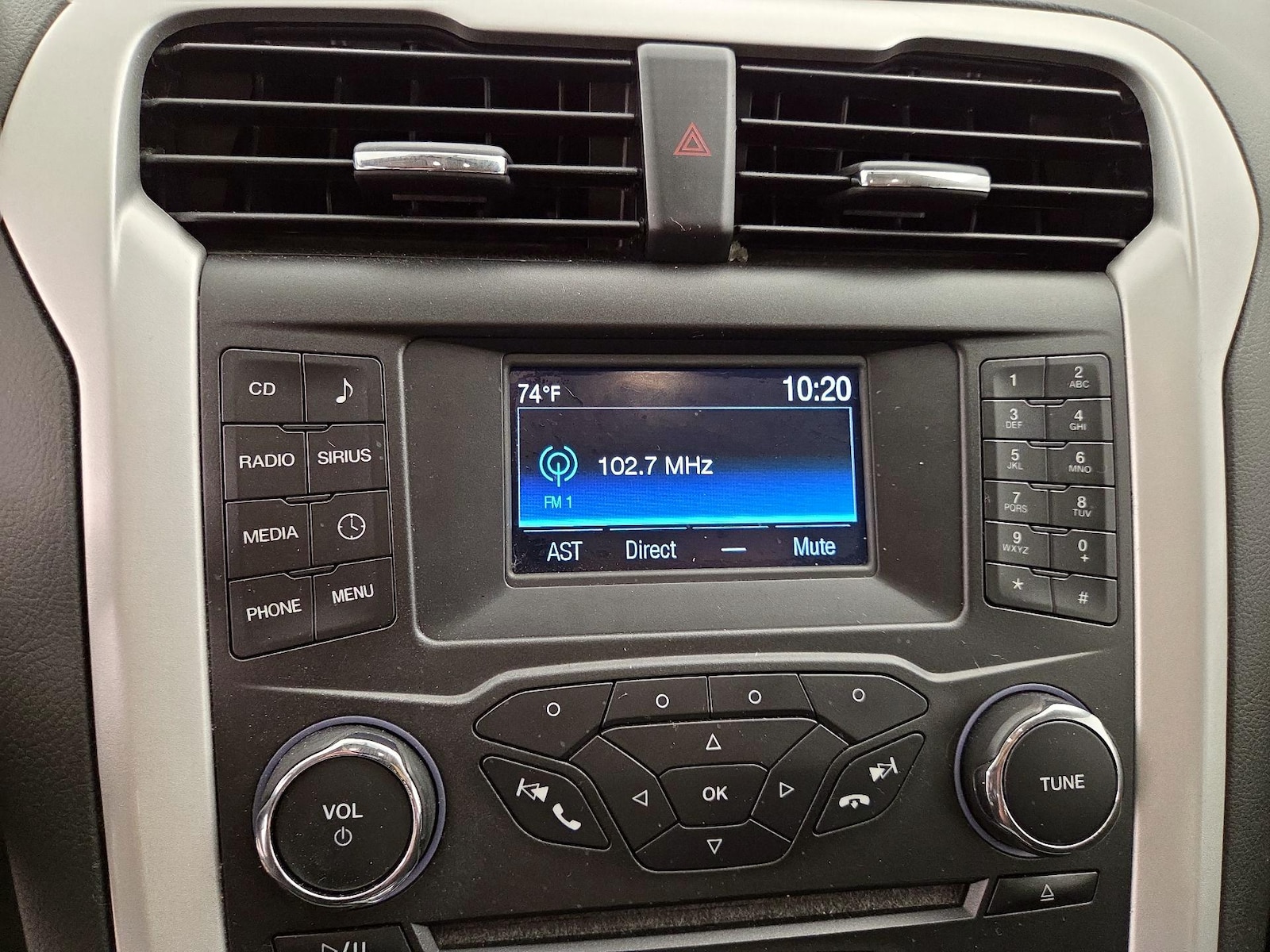 2015 Ford Fusion SE - Photo 16