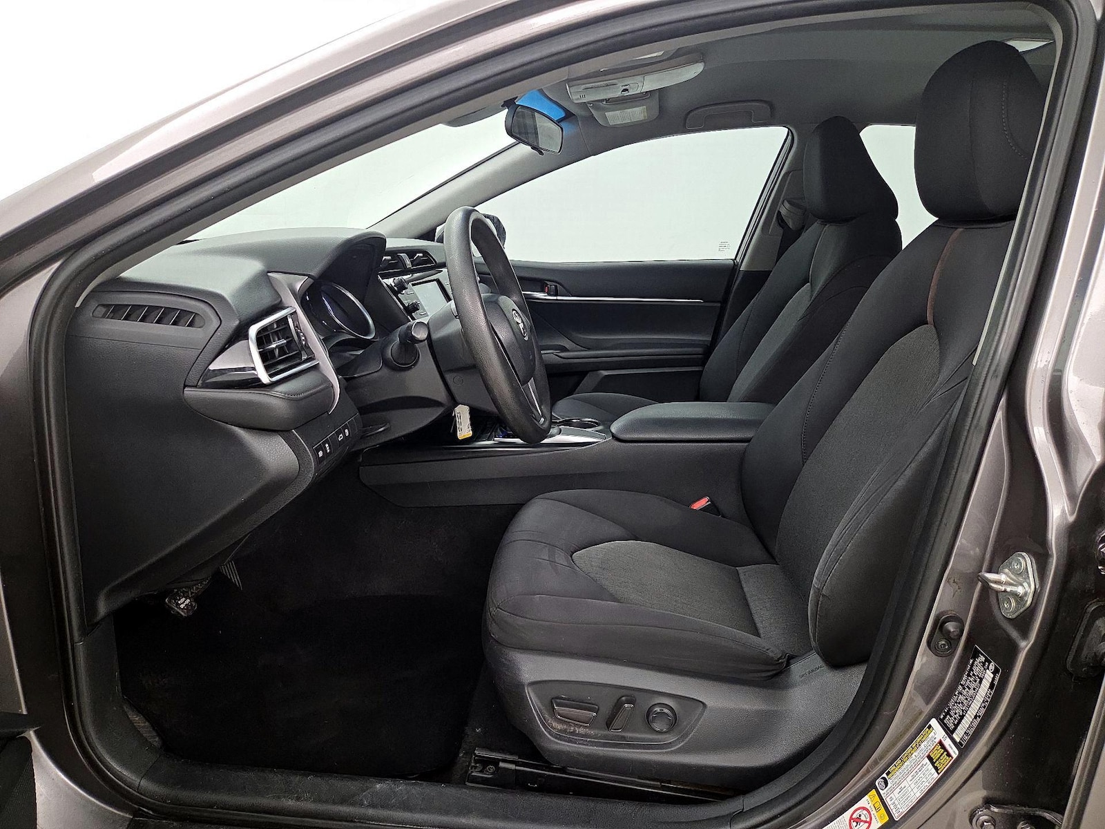 Power Seat(s) & Side Airbags