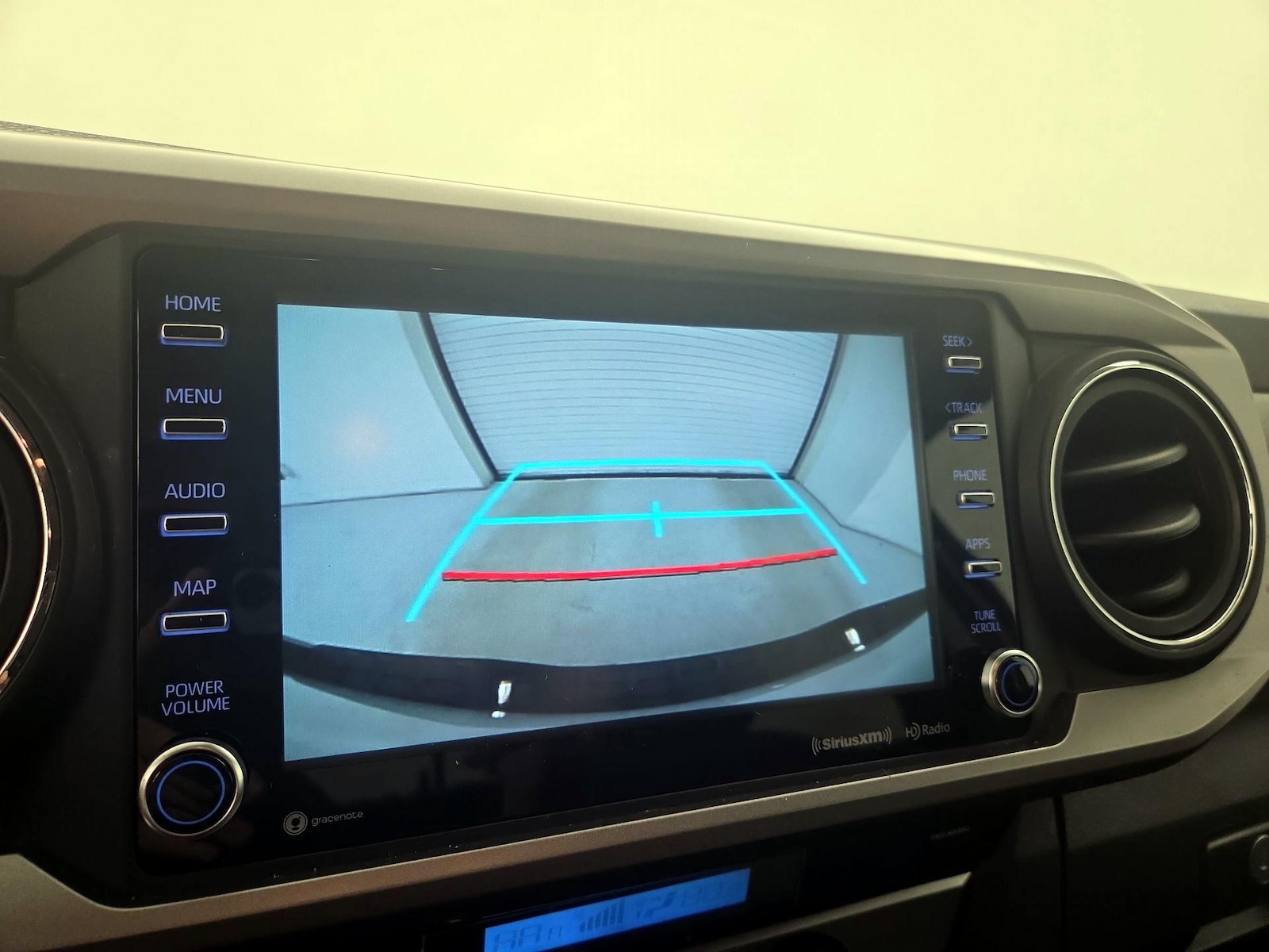 2023 Toyota Tacoma SR5 - Photo 16