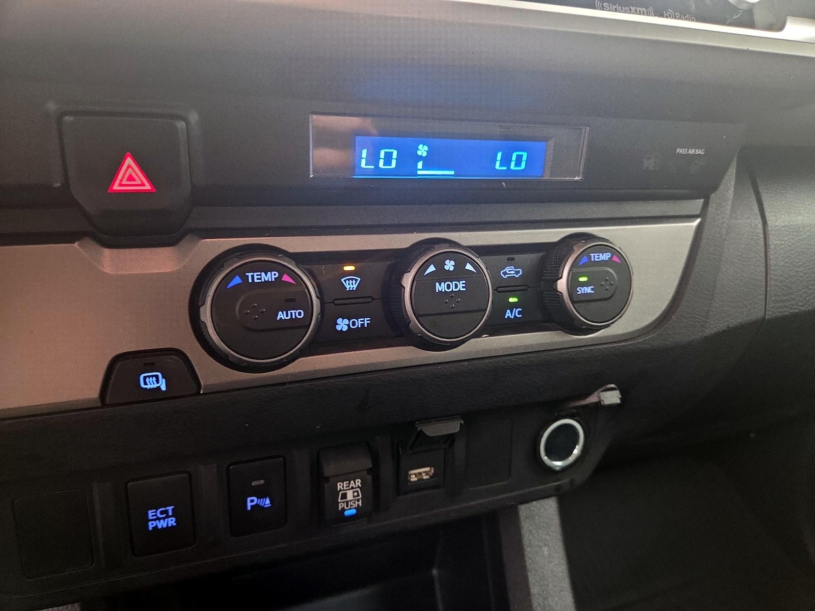2023 Toyota Tacoma SR5 - Photo 18