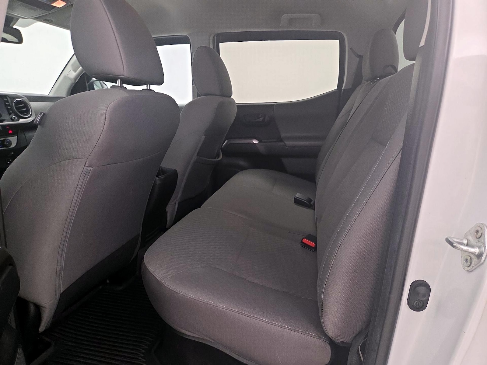 2023 Toyota Tacoma SR5 - Photo 21
