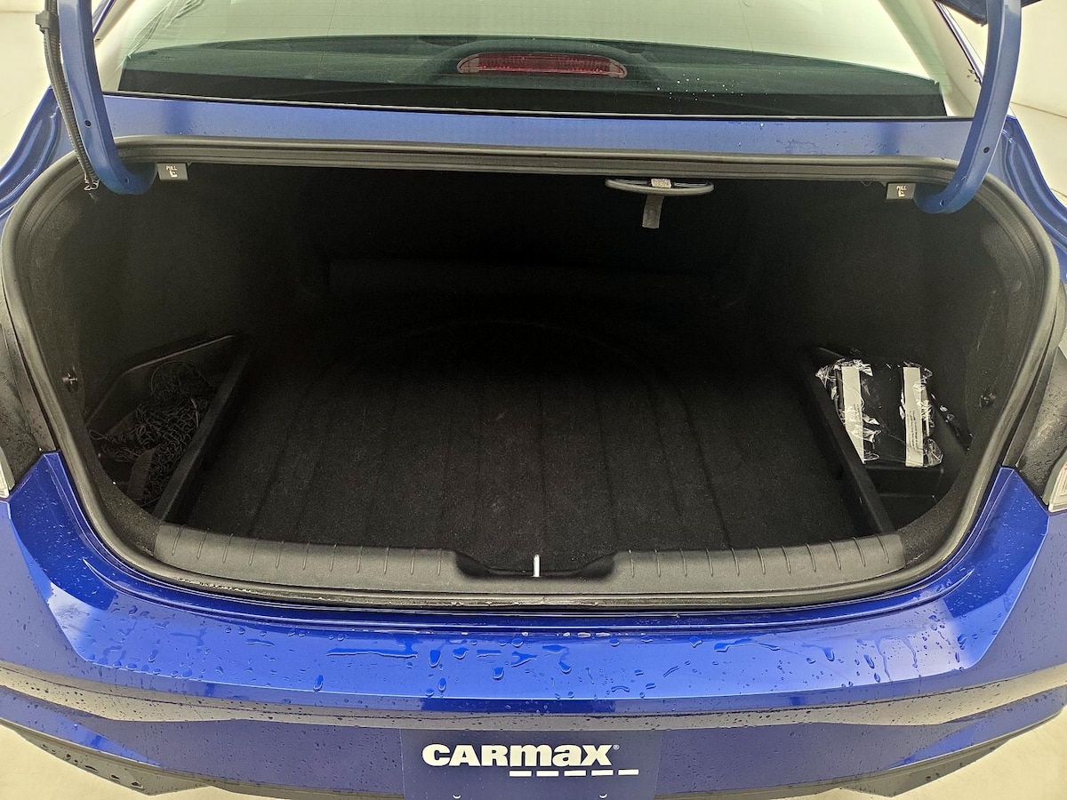 Trunk/Cargo (Seats Up)