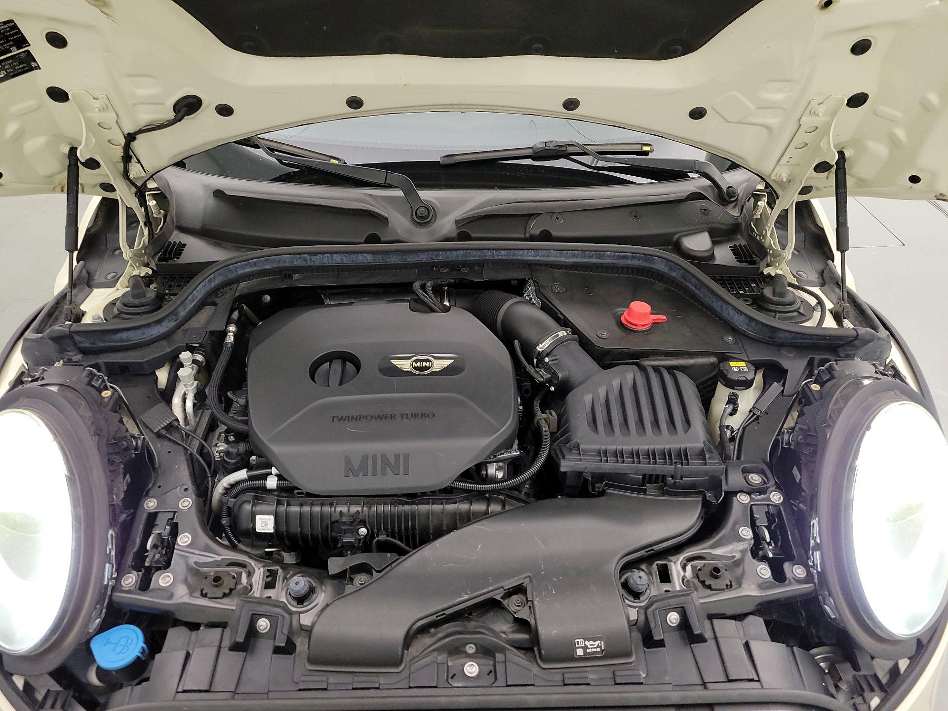 Thumbnail: 2017 MINI Cooper Hardtop - 20