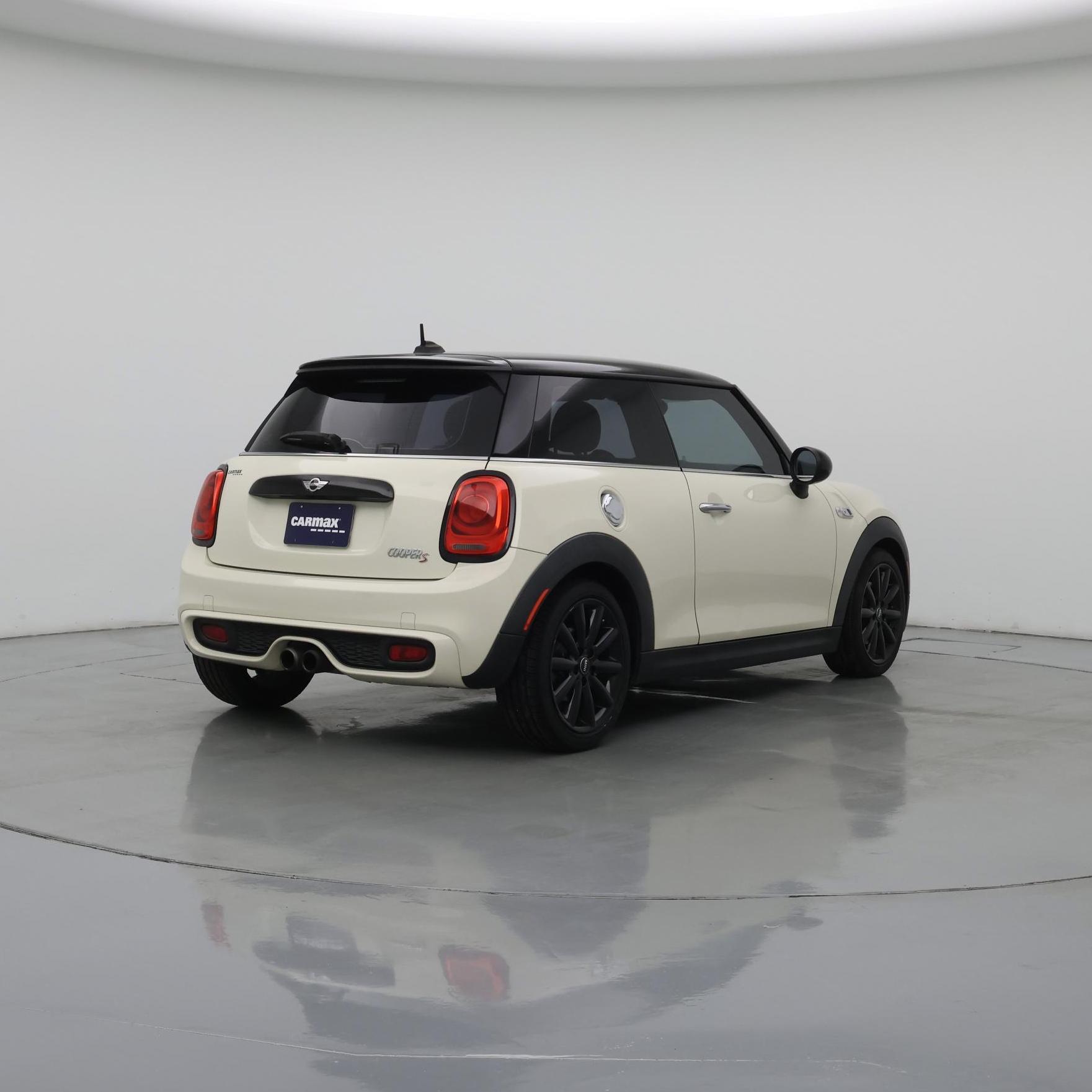 Thumbnail: 2017 MINI Cooper Hardtop - 8