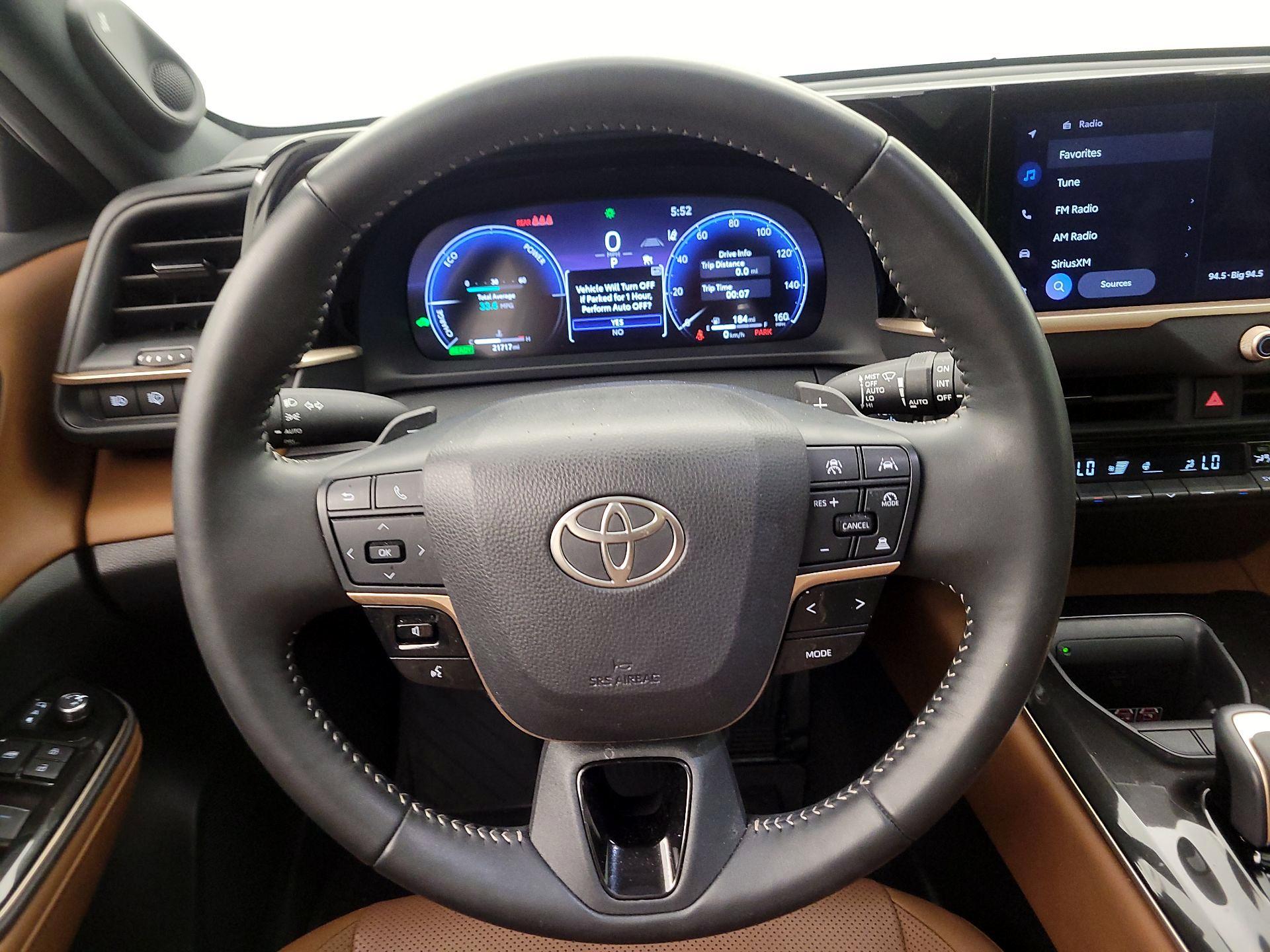 Thumbnail: 2025 Toyota Crown Signia - 10