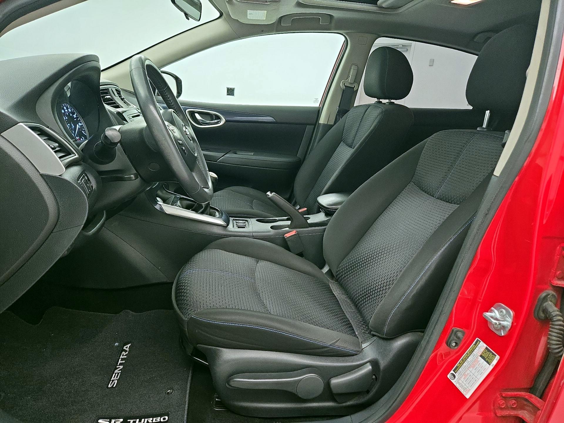 Thumbnail: 2017 Nissan Sentra - 9