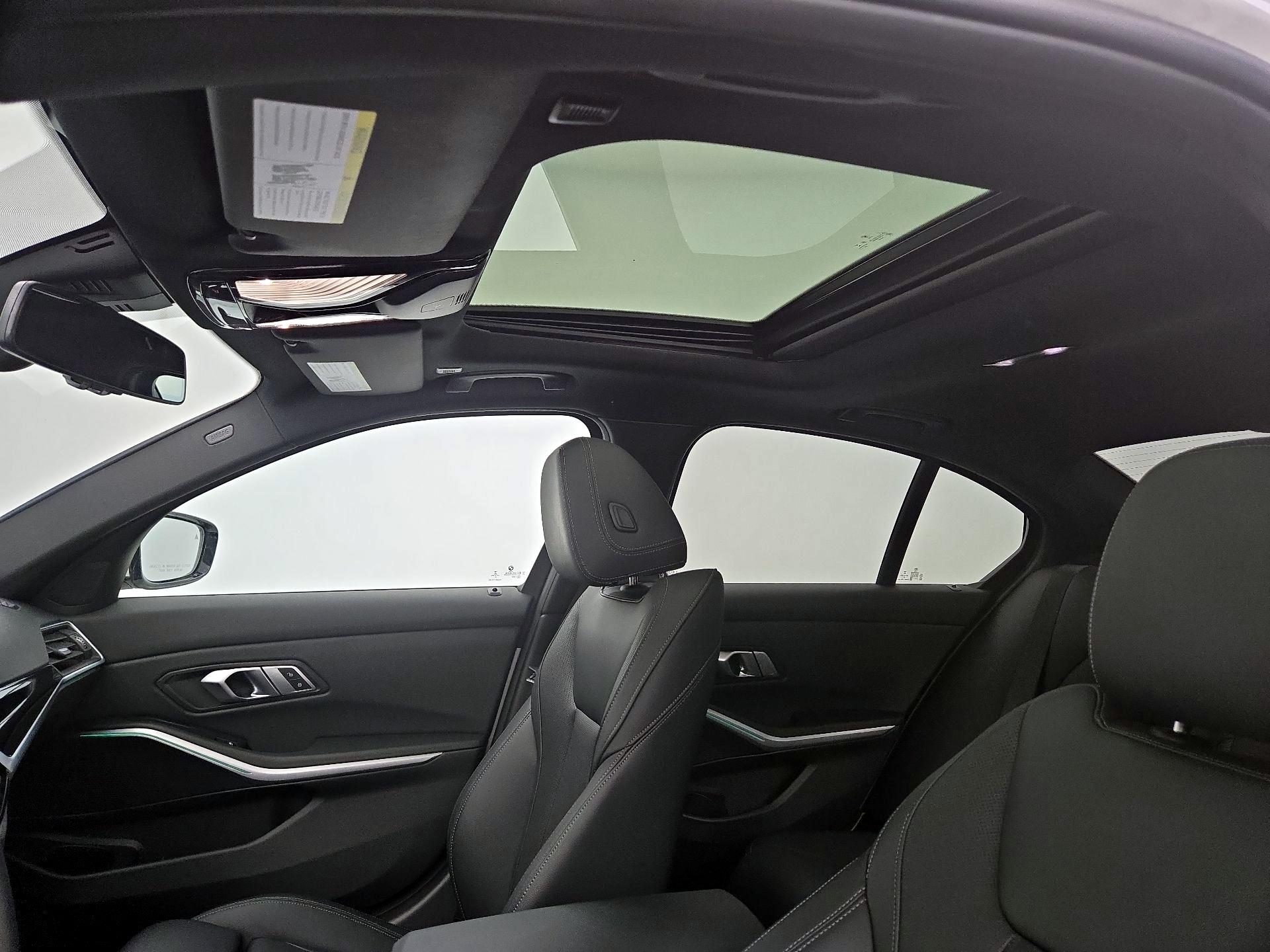 Thumbnail: 2023 BMW 3 Series - 20