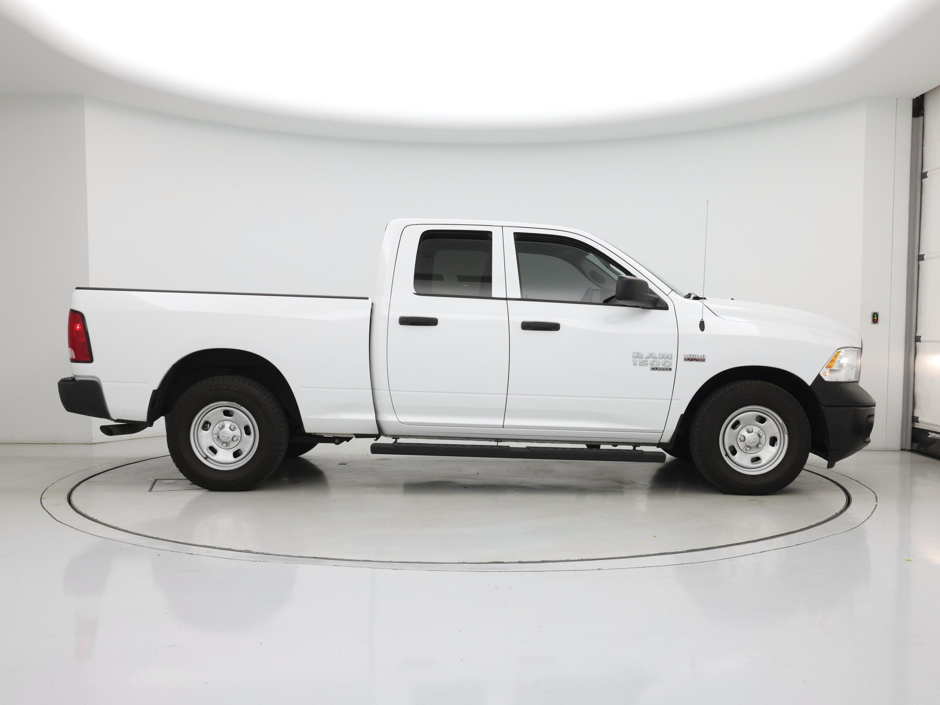 Thumbnail: 2024 RAM 1500 Classic - 7