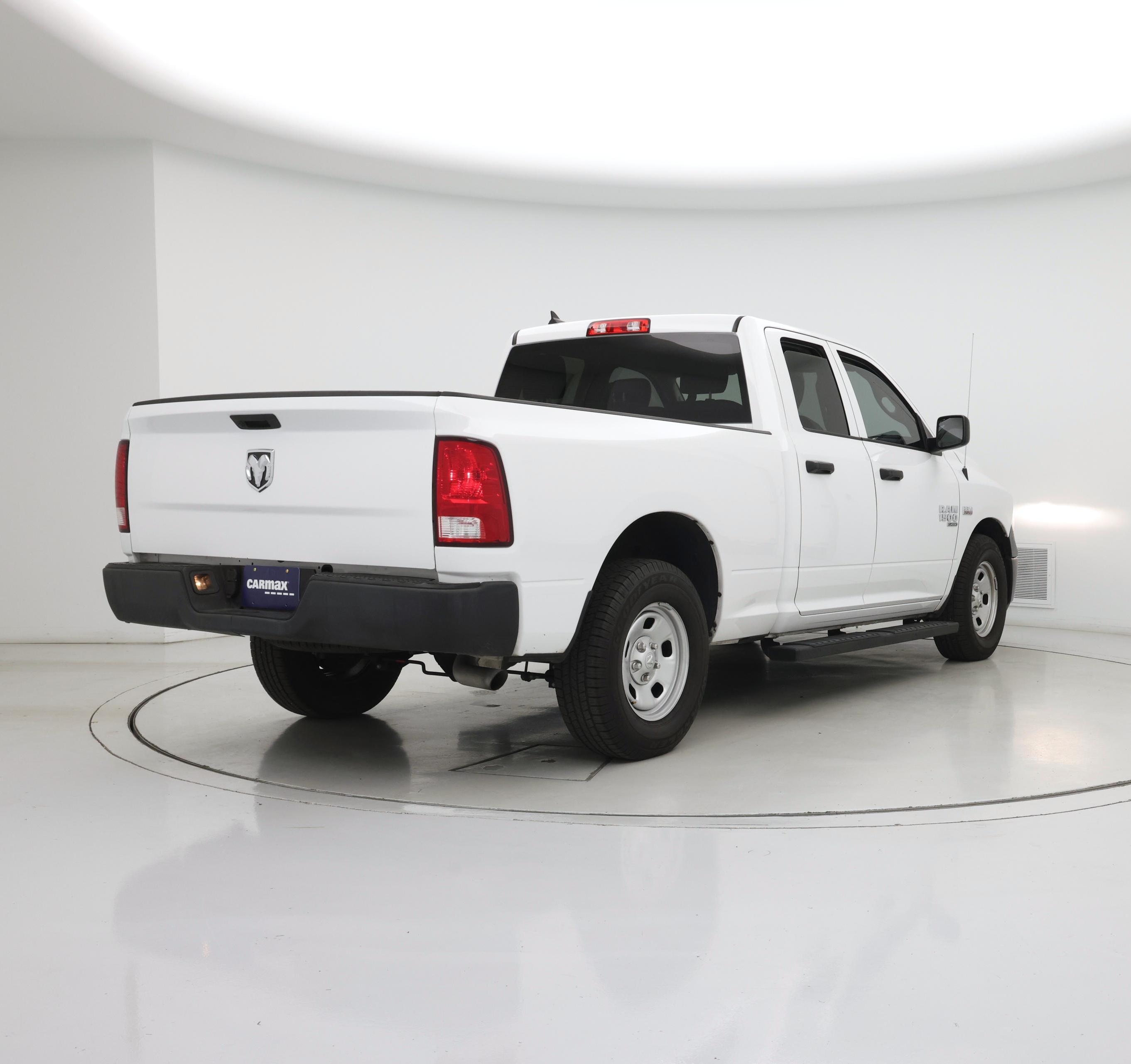 Thumbnail: 2024 RAM 1500 Classic - 8