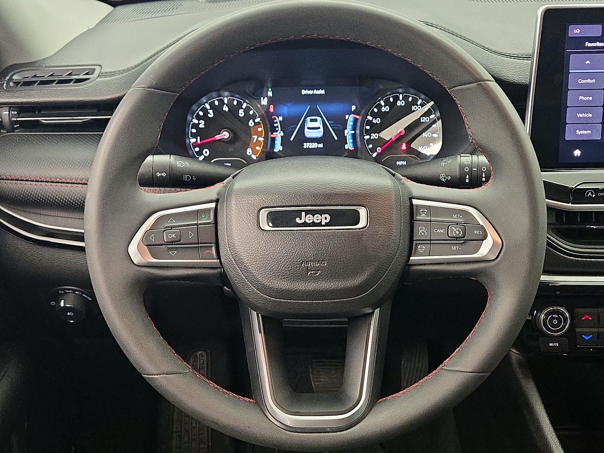 Thumbnail: 2022 Jeep Compass - 10