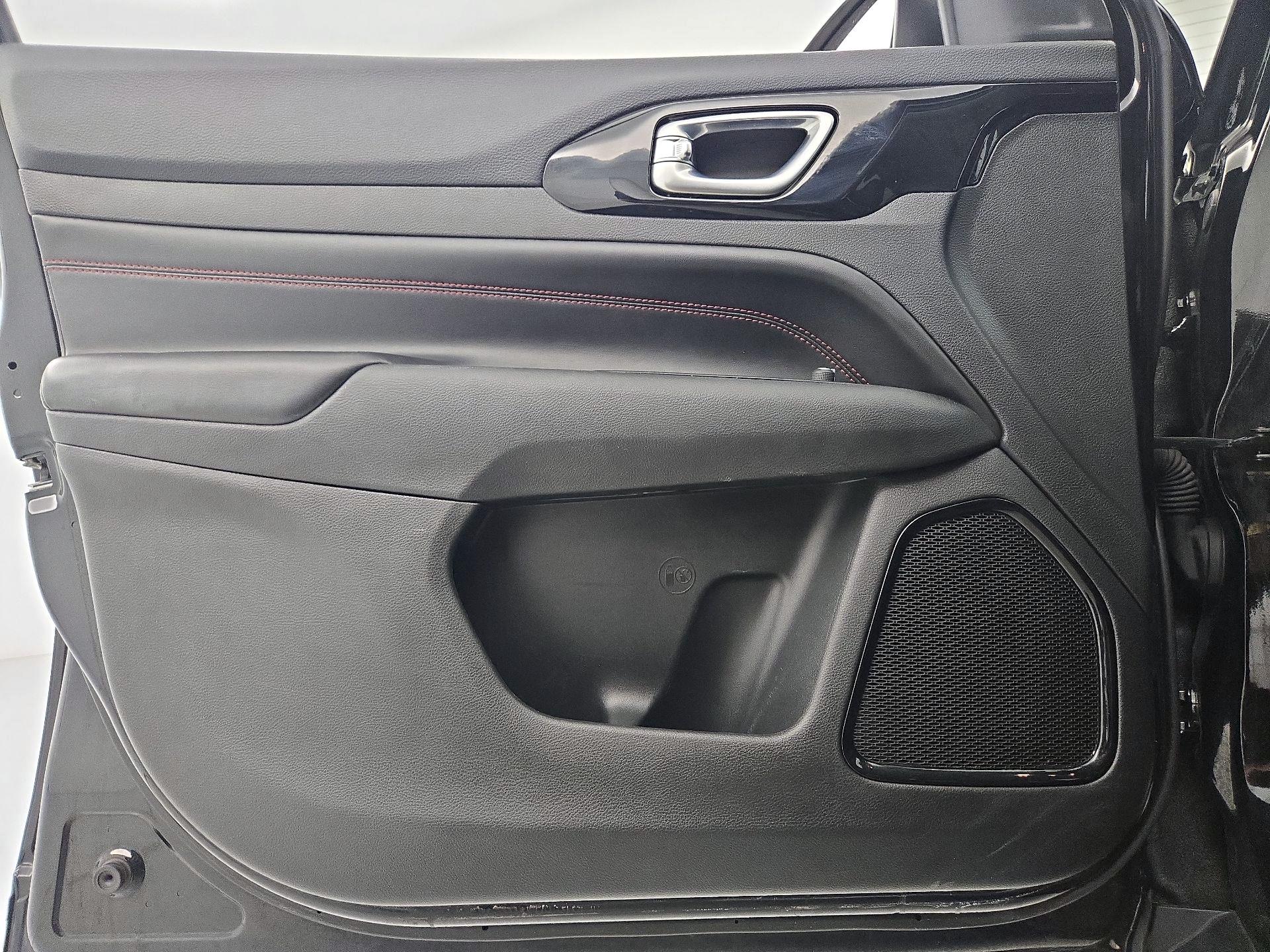 Thumbnail: 2022 Jeep Compass - 12
