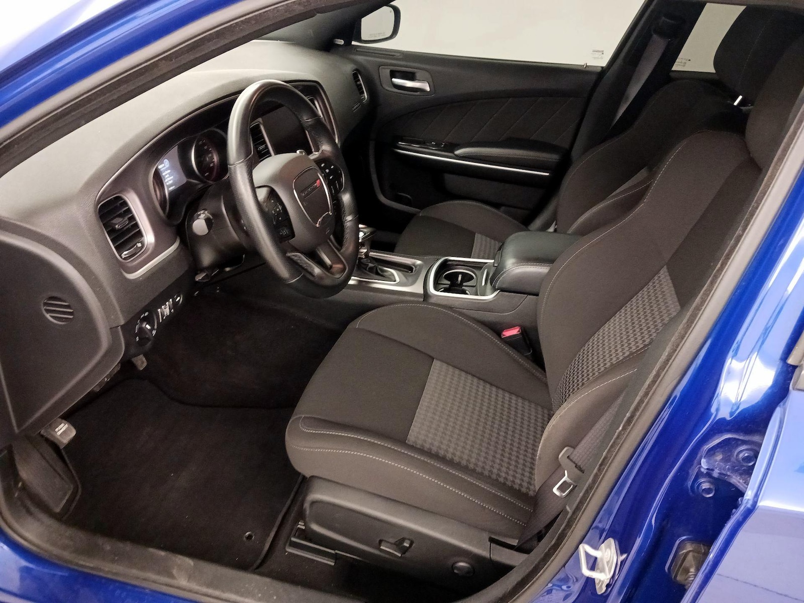 2022 Dodge Charger R/T - Photo 12