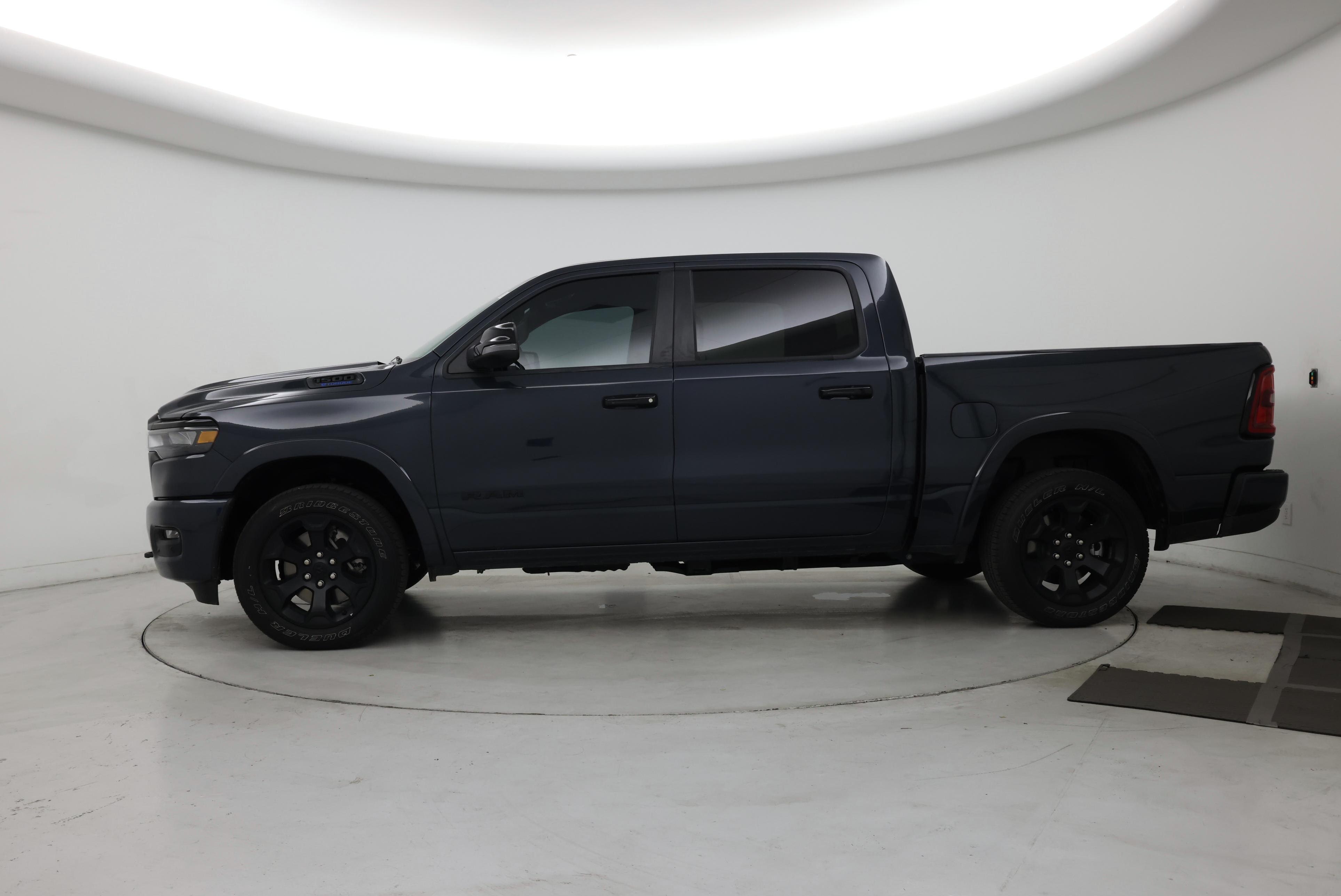 Thumbnail: 2025 RAM 1500 - 3