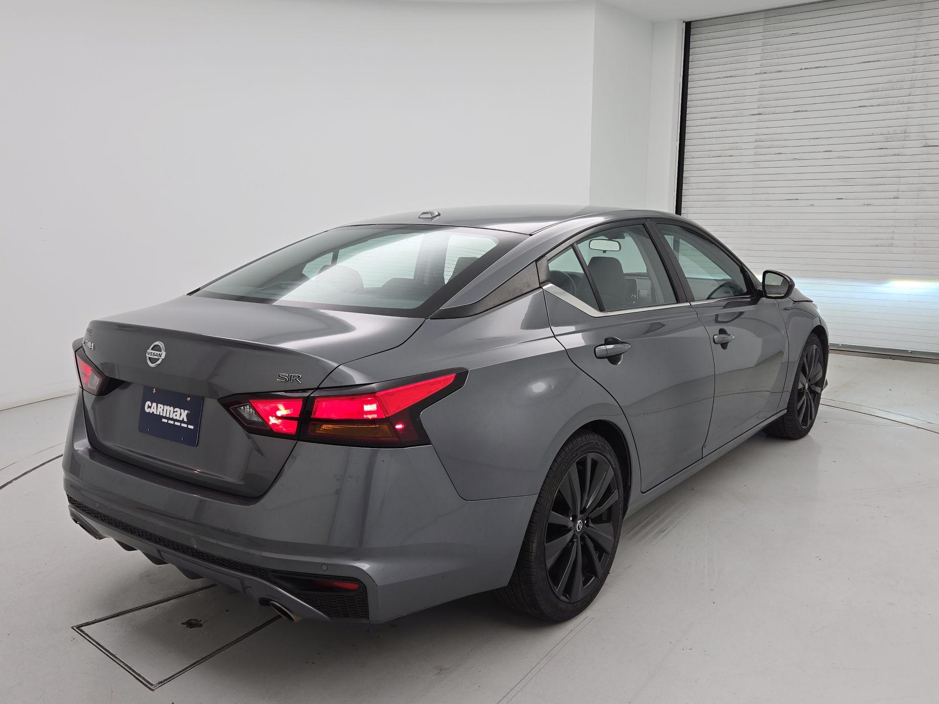 Thumbnail: 2021 Nissan Altima - 5