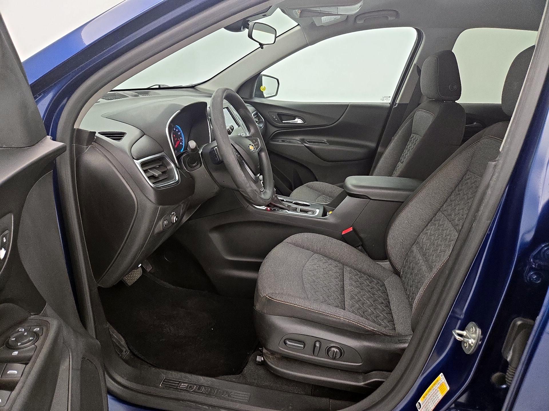 Thumbnail: 2022 Chevrolet Equinox - 11