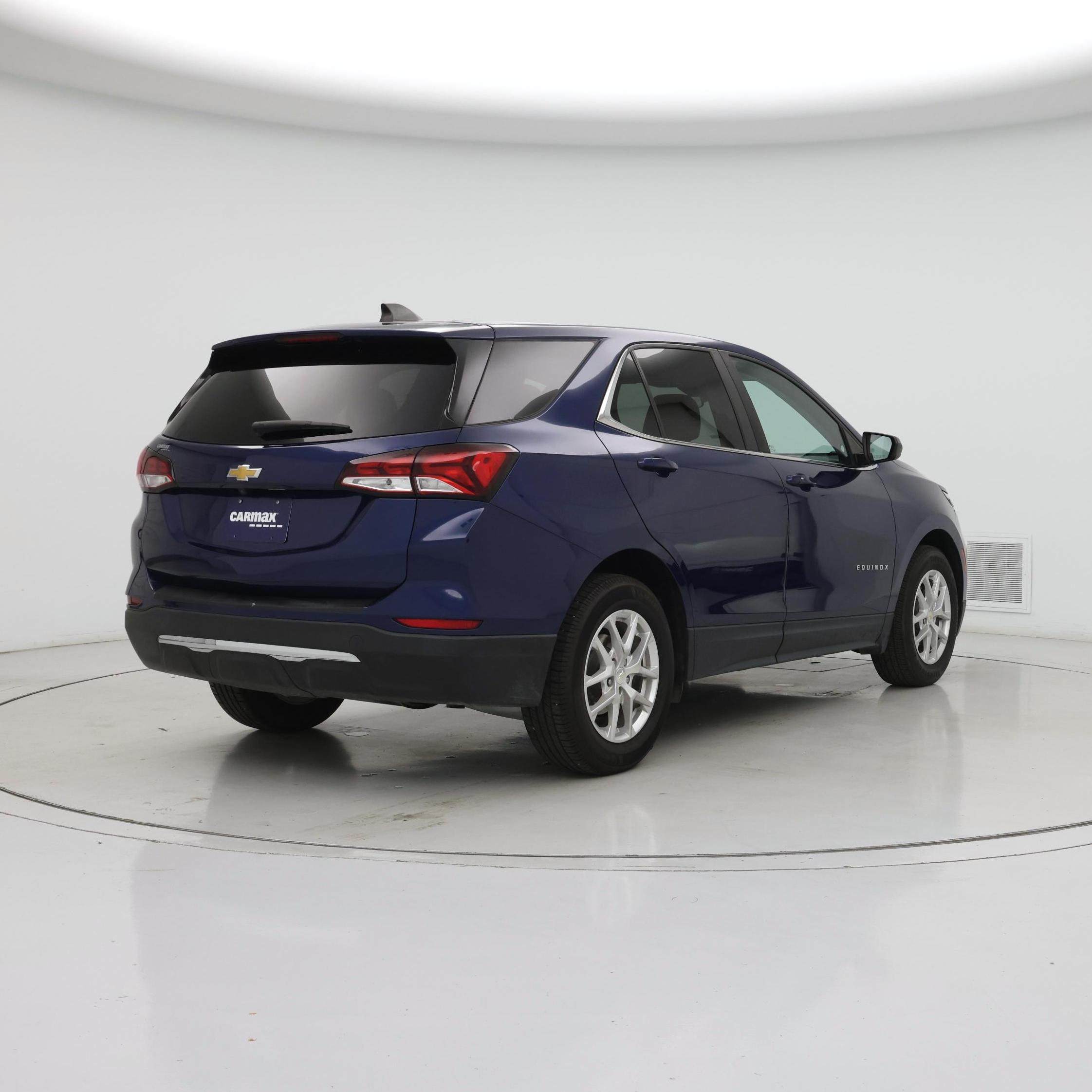 Thumbnail: 2022 Chevrolet Equinox - 8