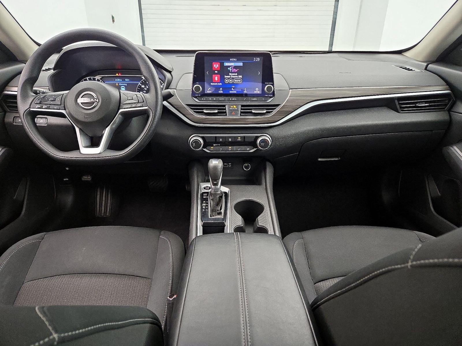 2025 Nissan Altima SV - Photo 8