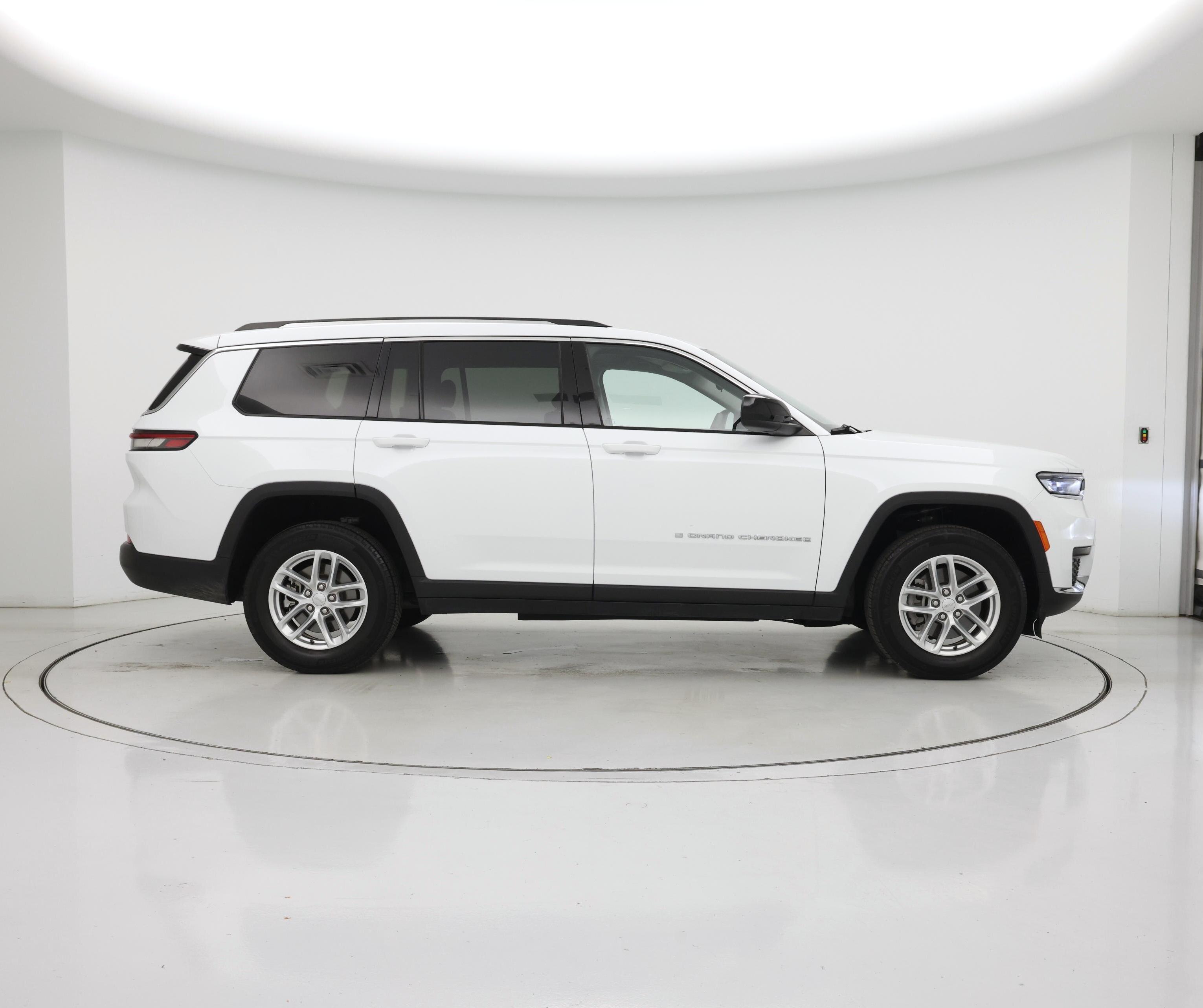 Thumbnail: 2023 Jeep Grand Cherokee L - 7