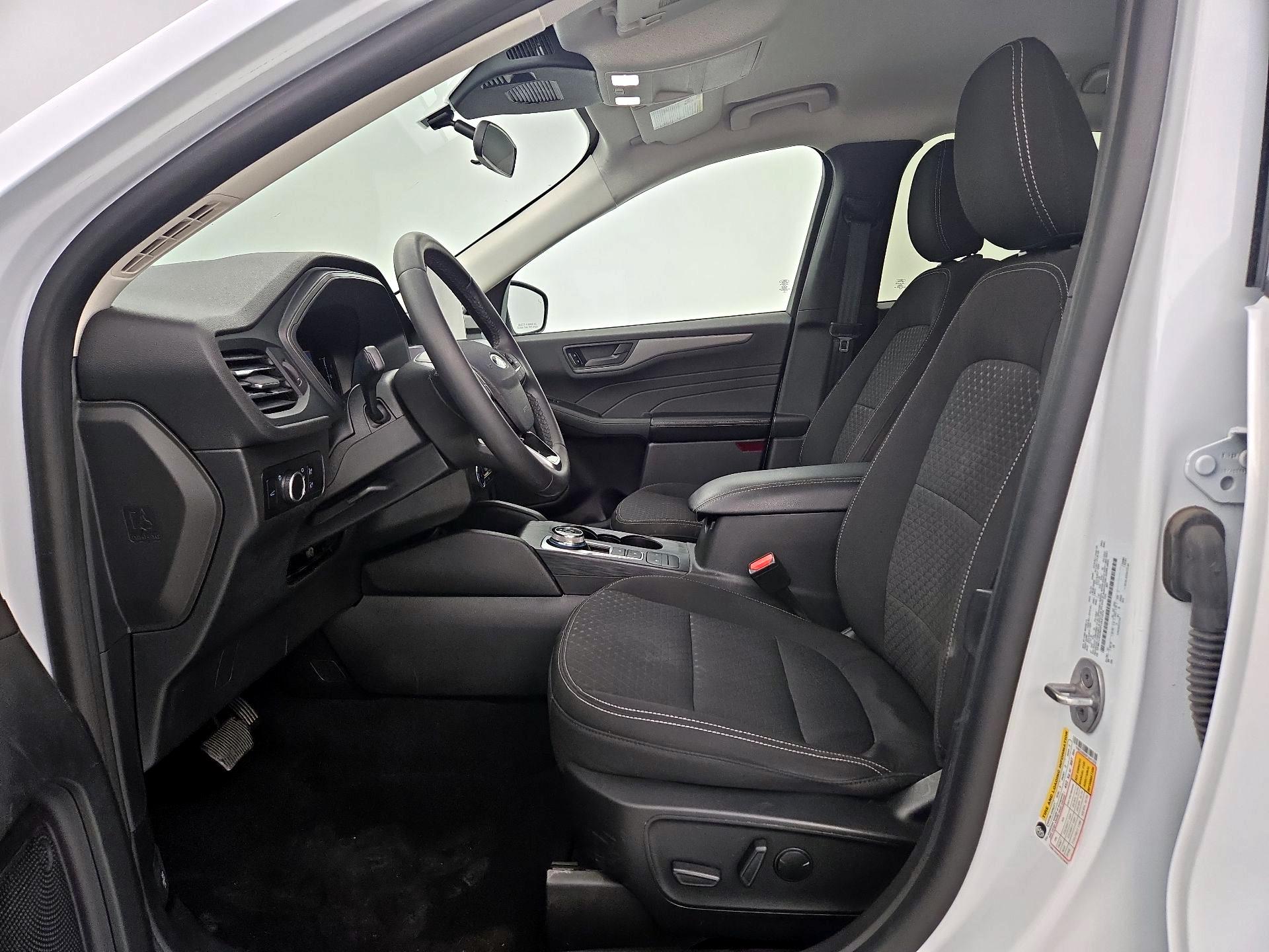 Thumbnail: 2023 Ford Escape - 11