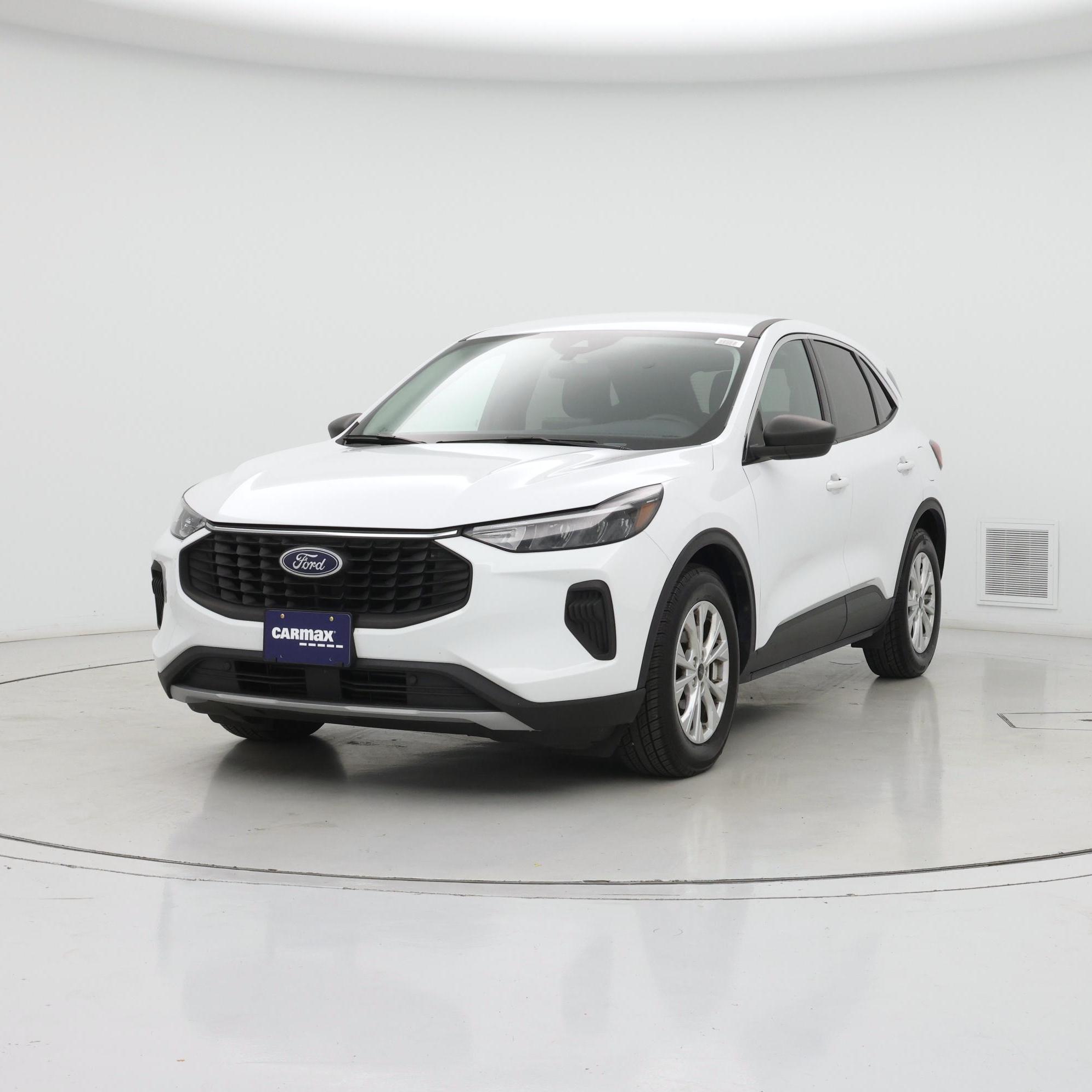 Thumbnail: 2023 Ford Escape - 4