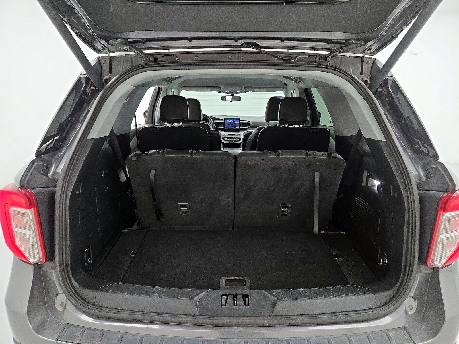 2022 Ford Explorer XLT - Photo 21