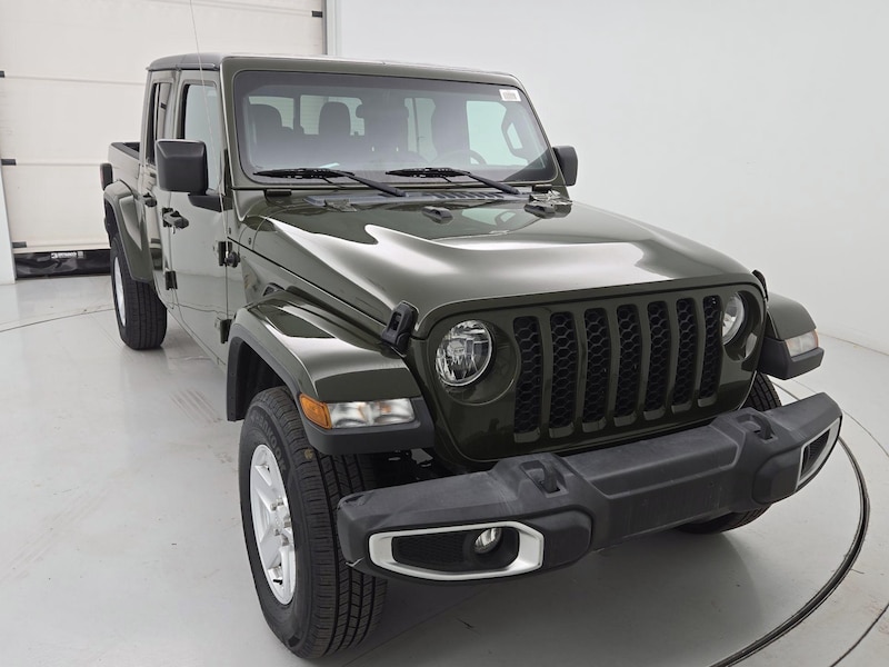2023 Jeep Gladiator Sport