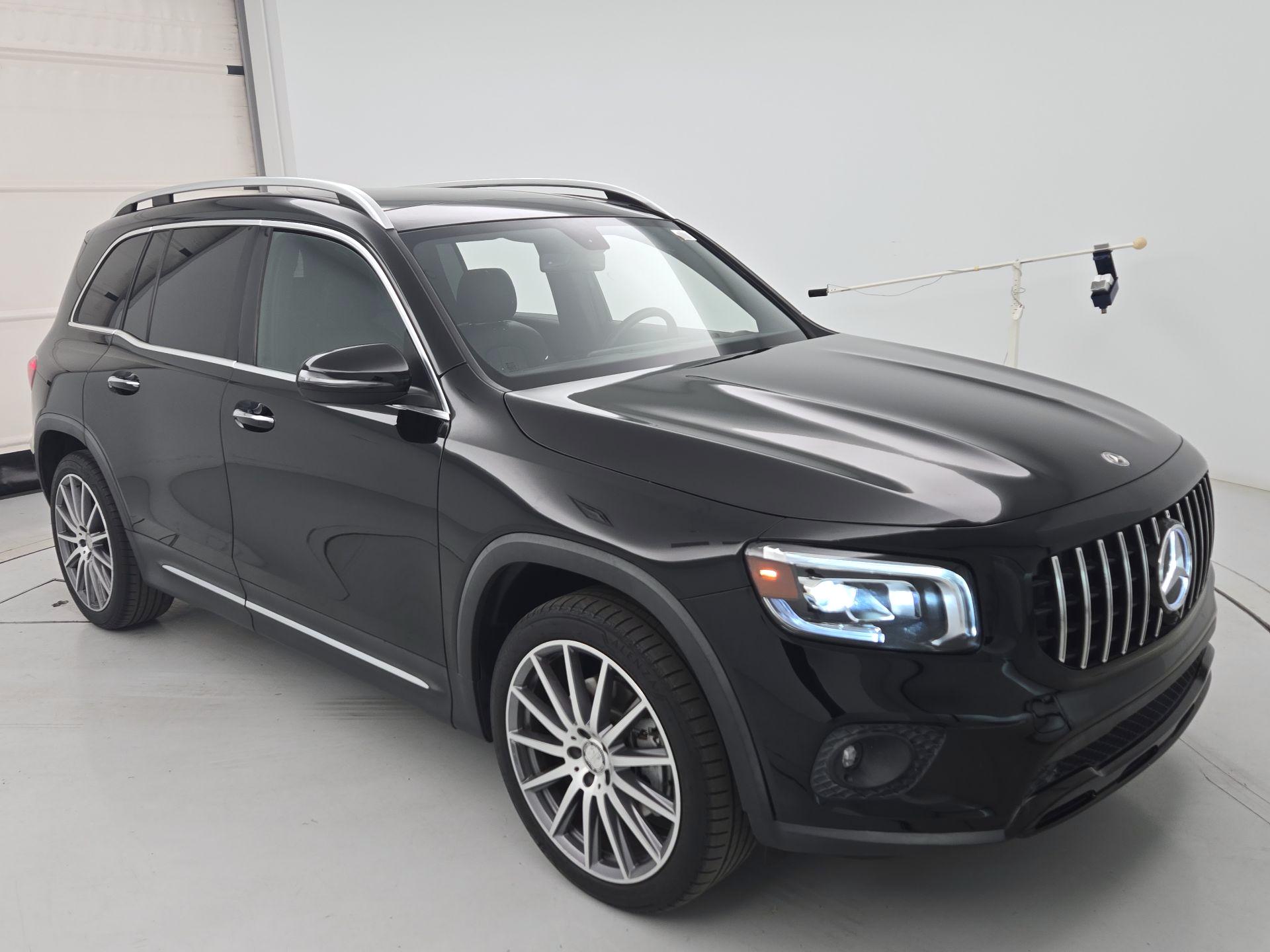 Thumbnail: 2023 Mercedes-Benz GLB - 1