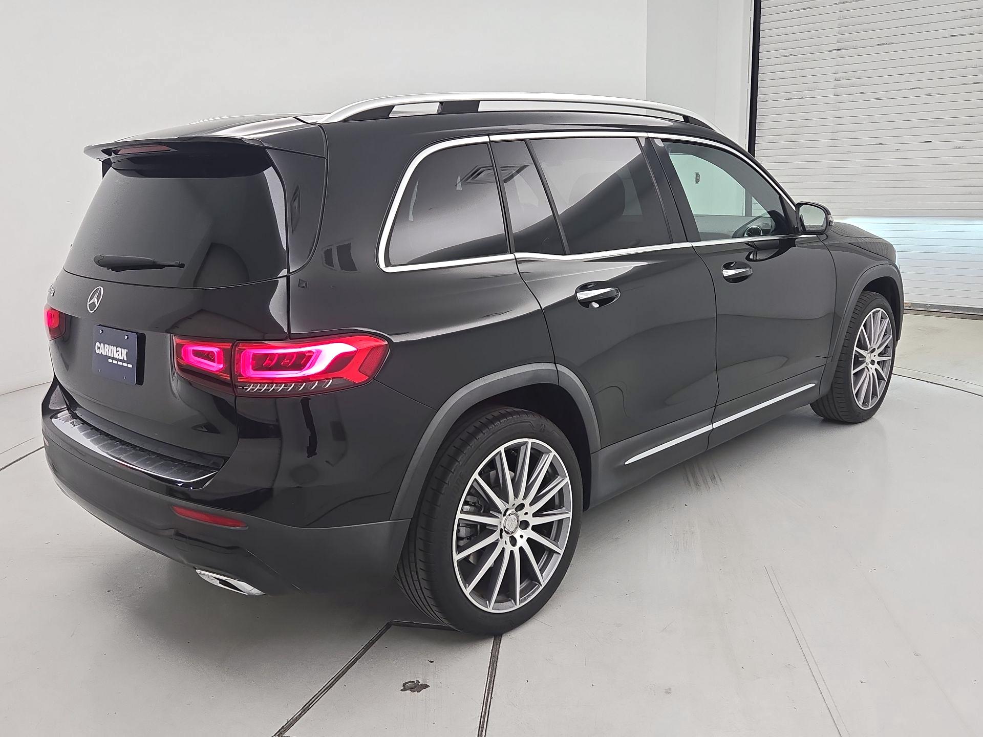Thumbnail: 2023 Mercedes-Benz GLB - 5