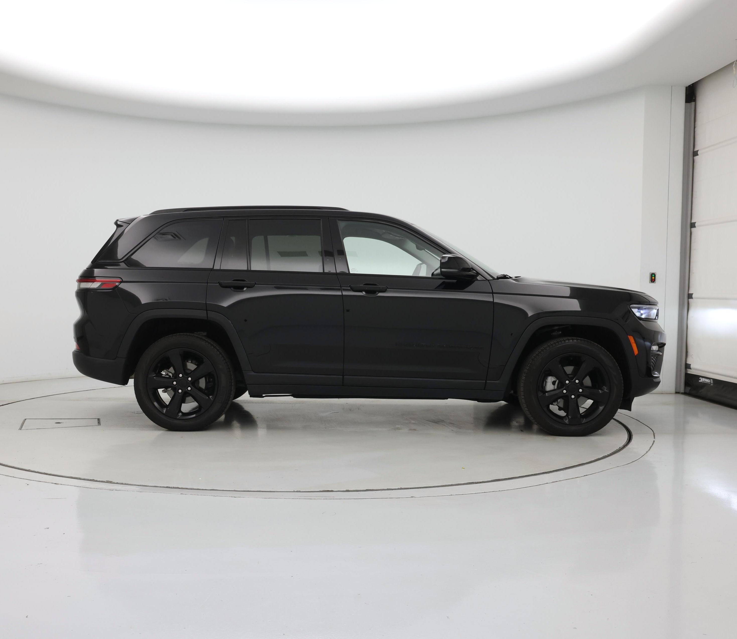 Thumbnail: 2023 Jeep Grand Cherokee - 7