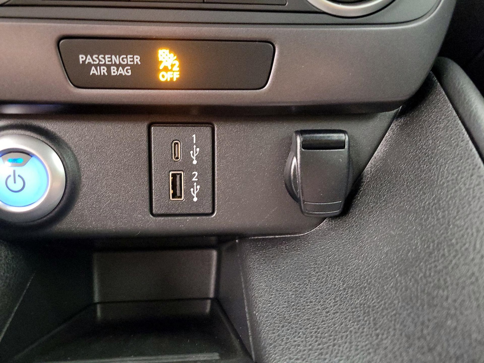 2022 Nissan LEAF S - Photo 19