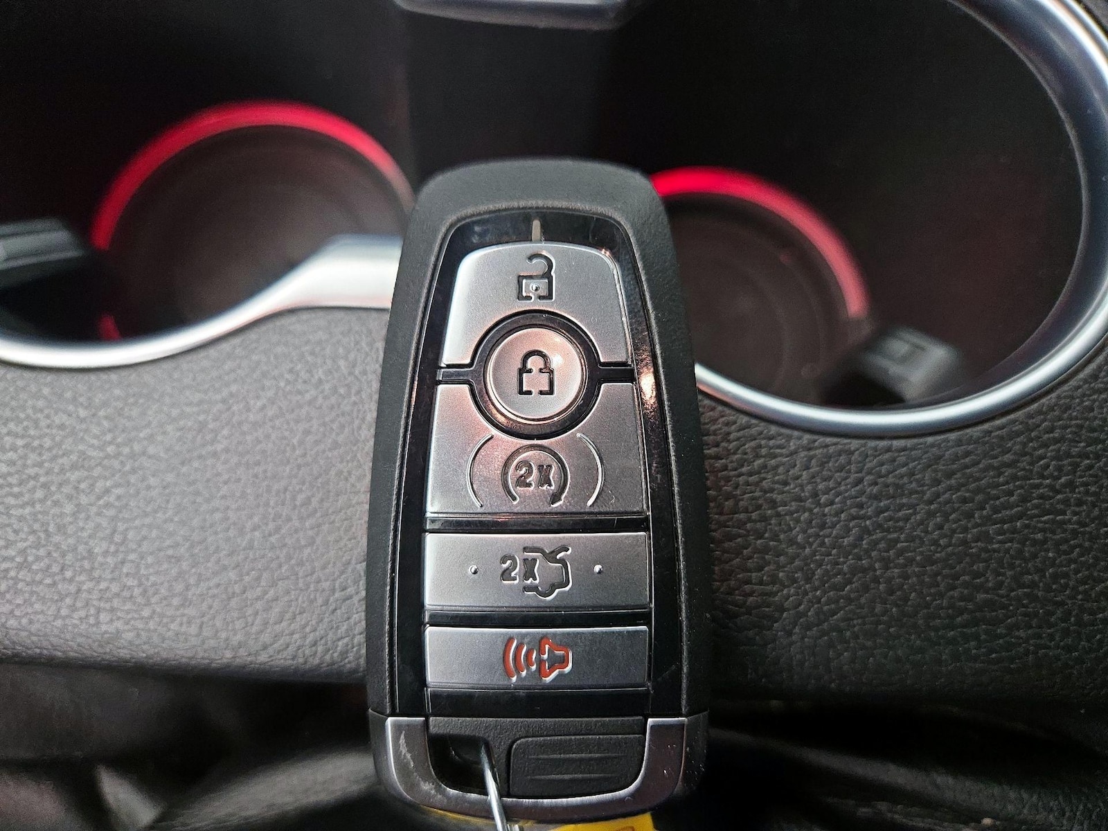 2023 Ford Mustang EcoBoost Premium - Photo 23