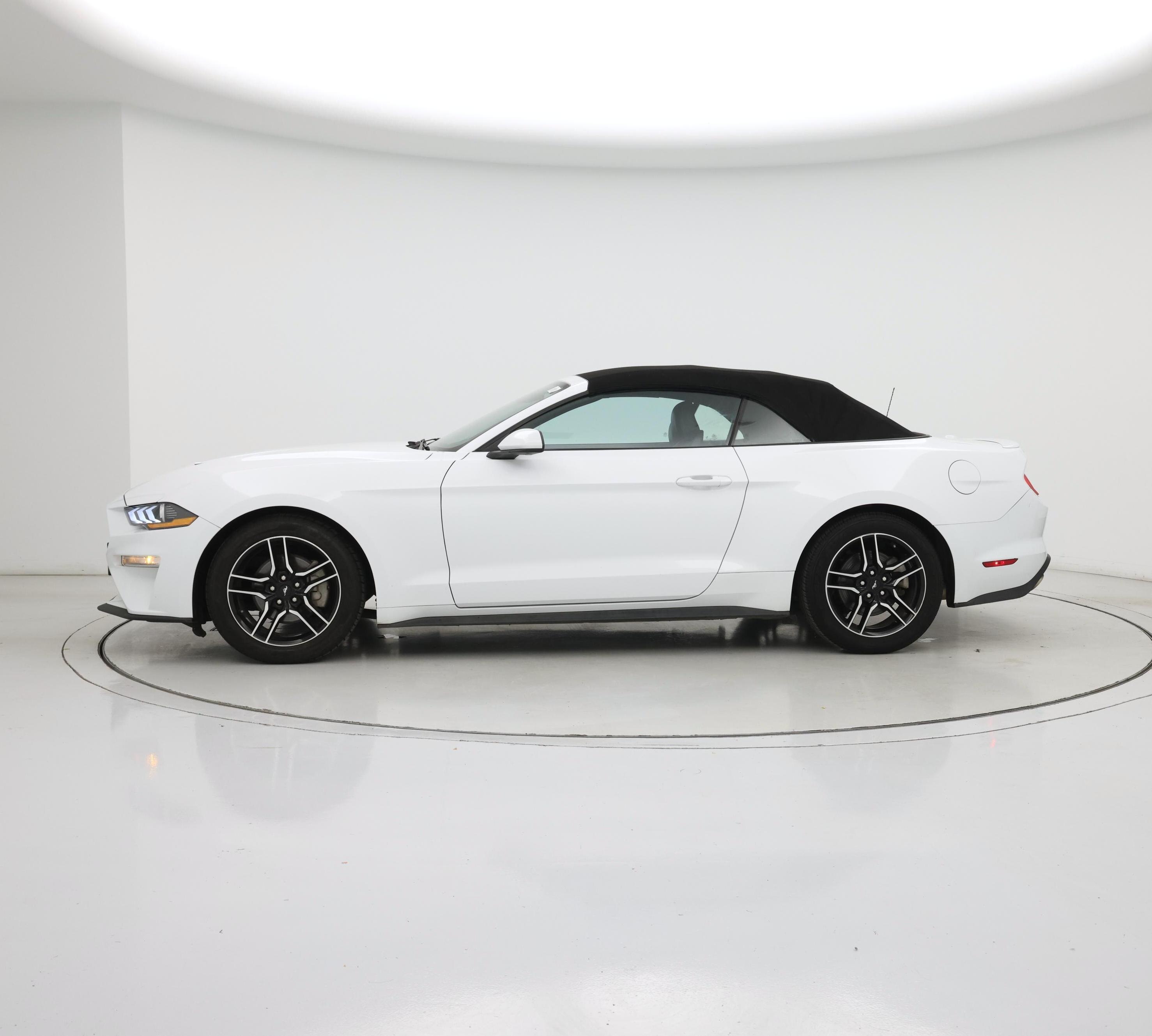 Thumbnail: 2023 Ford Mustang - 3